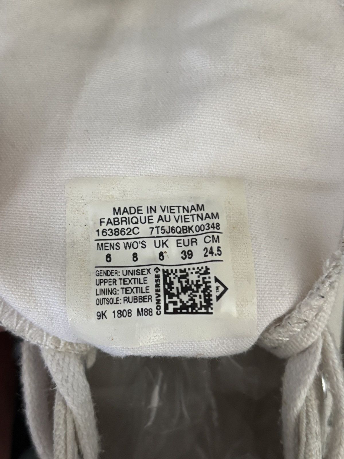 Converse × Off-White Off-White x Nike Converse Chuck 70 Size US 6 / EU 39 - 7 Thumbnail