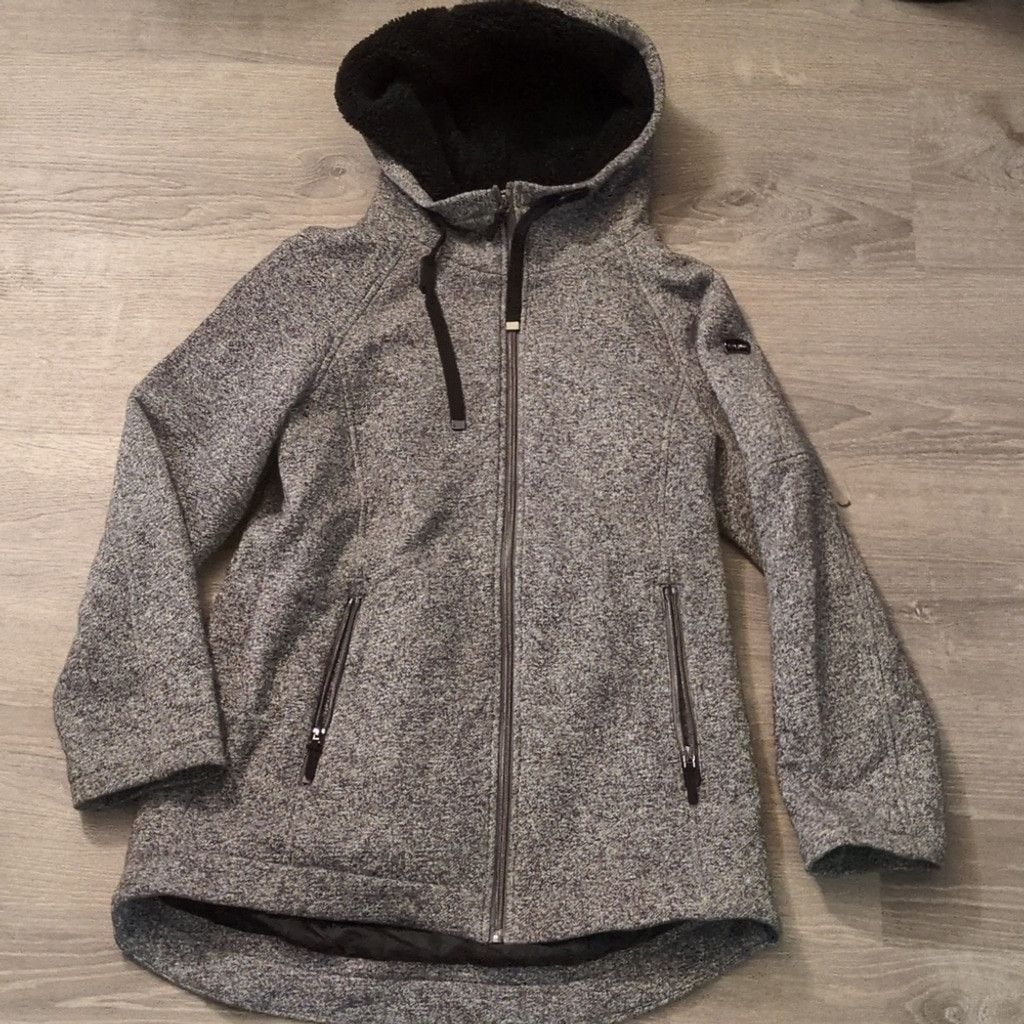 Koolaburra by UGG gray black jacket size small