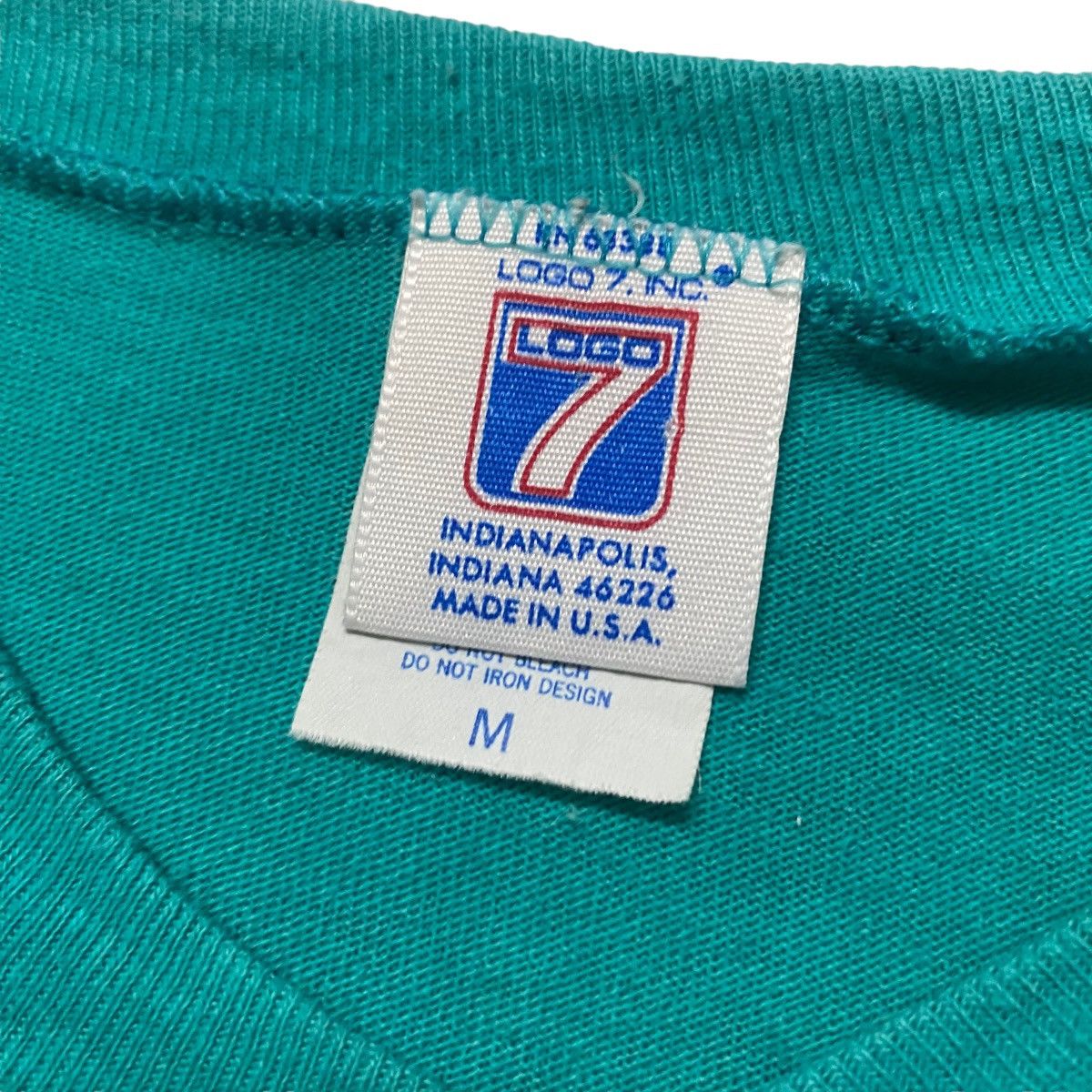 Vintage Vintage 90s Miami Dolphins Shirt Size US M / EU 48-50 / 2 - 8 Thumbnail