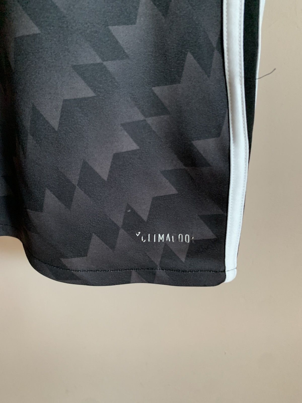 Adidas Manchester United 2018 Away Football Shirt Adidas Soccer S Size US S / EU 44-46 / 1 - 7 Thumbnail