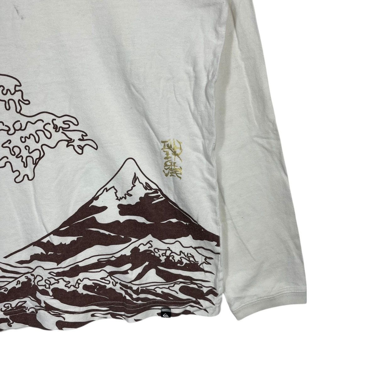 Quiksilver Quiksilver Great Wave Mount Fuji White Long Sleeve Tee Size US M / EU 48-50 / 2 - 5 Thumbnail