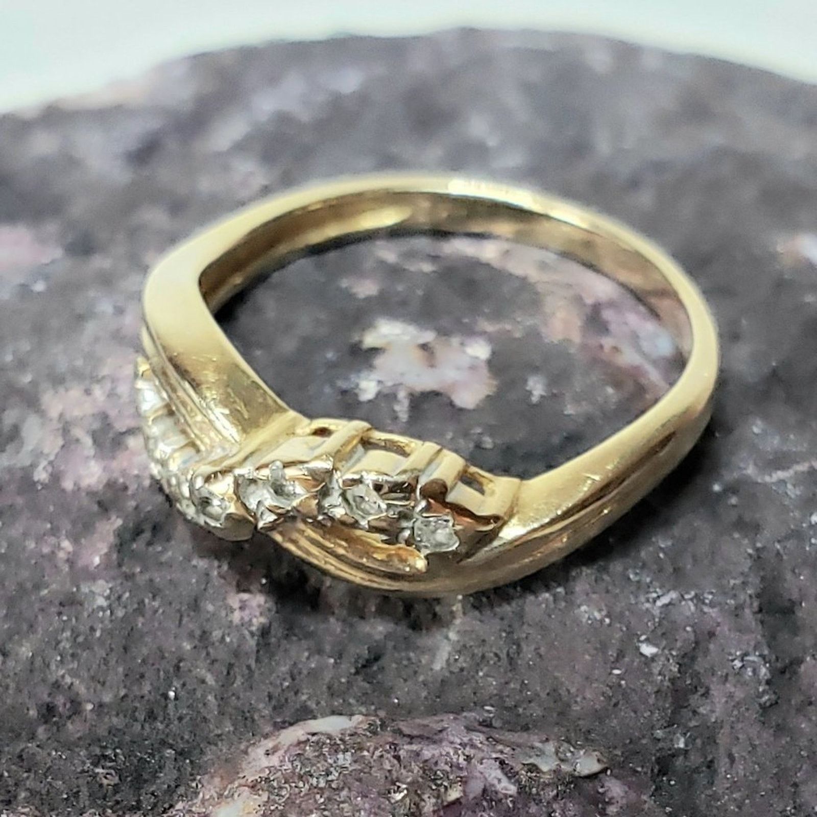 Vintage 14K Yellow Gold Infinity Symbol Diamond Accent Pinky Ring Size ONE SIZE - 7 Thumbnail