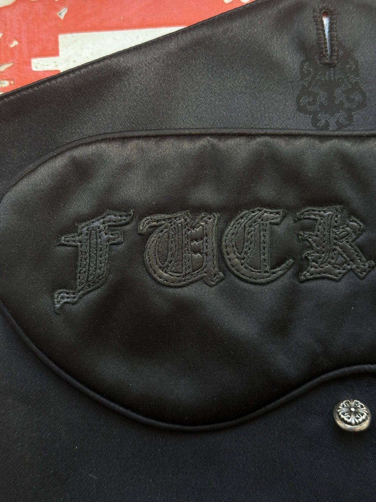 Chrome Hearts 🚭GRAIL🚭EARLY 2000s "FUCK YOU" SILK SLEEPING MASK w/ CASE Size ONE SIZE - 6 Thumbnail