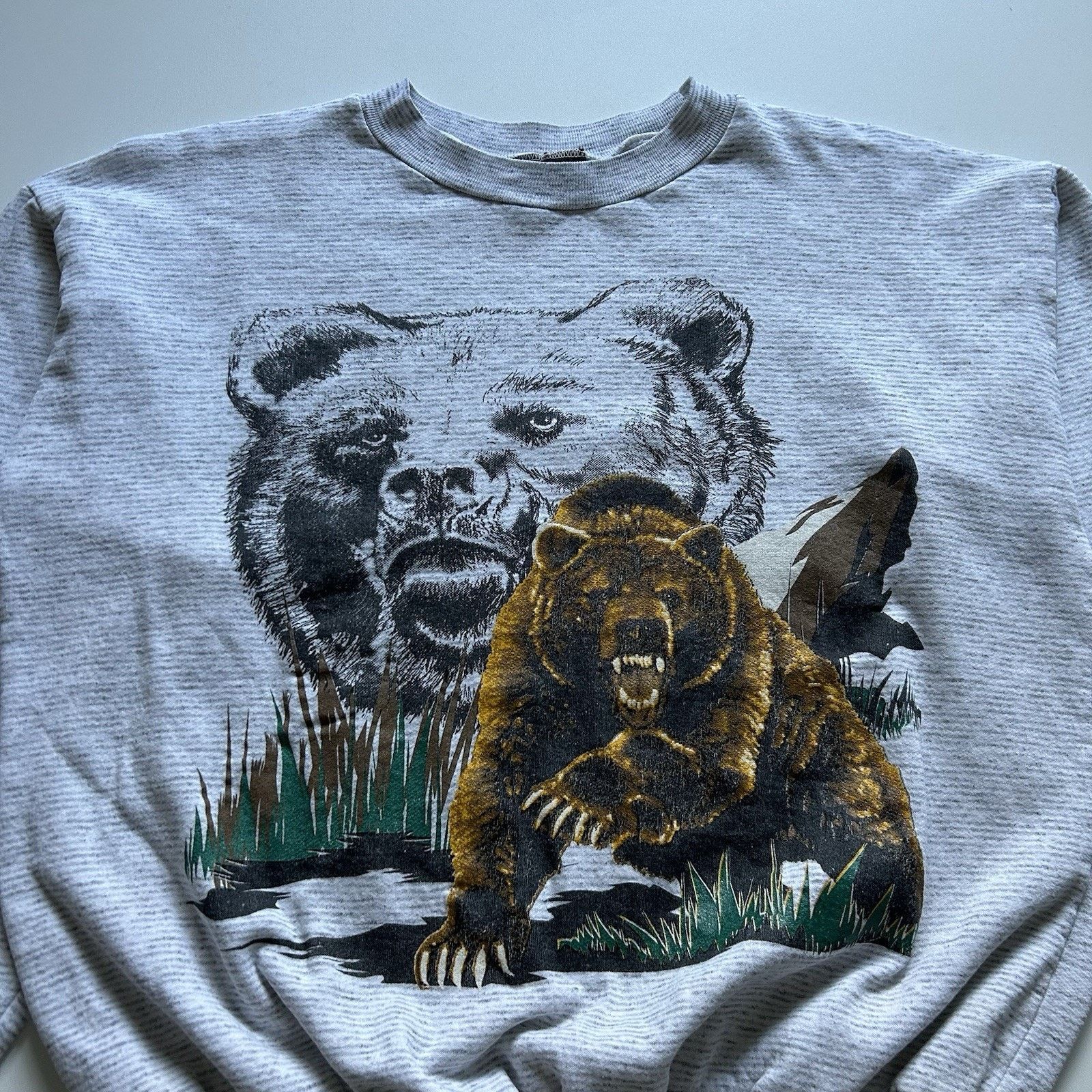 Vintage Vintage 90s Grizzly Bear Animal Art Crewneck Medium Boxy USA Size US M / EU 48-50 / 2 - 2 Thumbnail