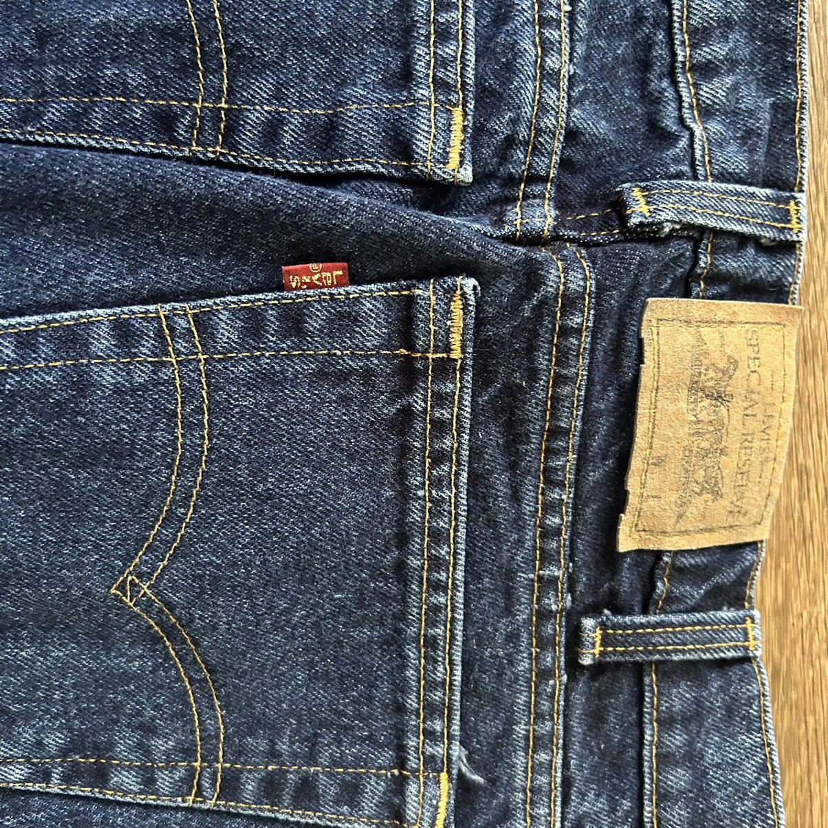 Levi's × Vintage Dark-wash Vintage Levi's Jeans Size US 29 - 3 Thumbnail