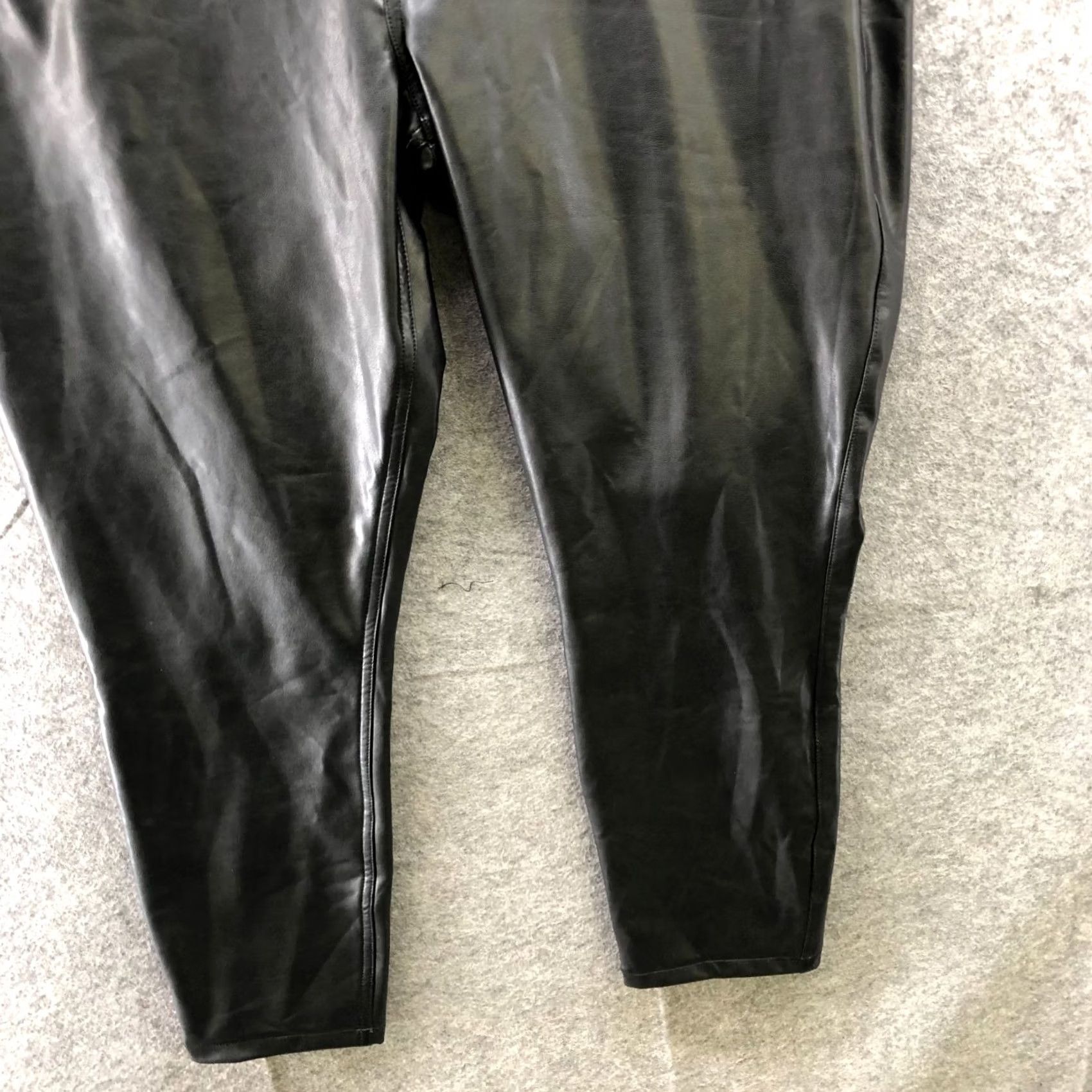 Abercrombie & Fitch Abercrombie & Fitch Skinny Pants Womens Black High Rise 33 / 16 Vegan Leather Size 24" / US 00 / IT 34 - 4 Thumbnail
