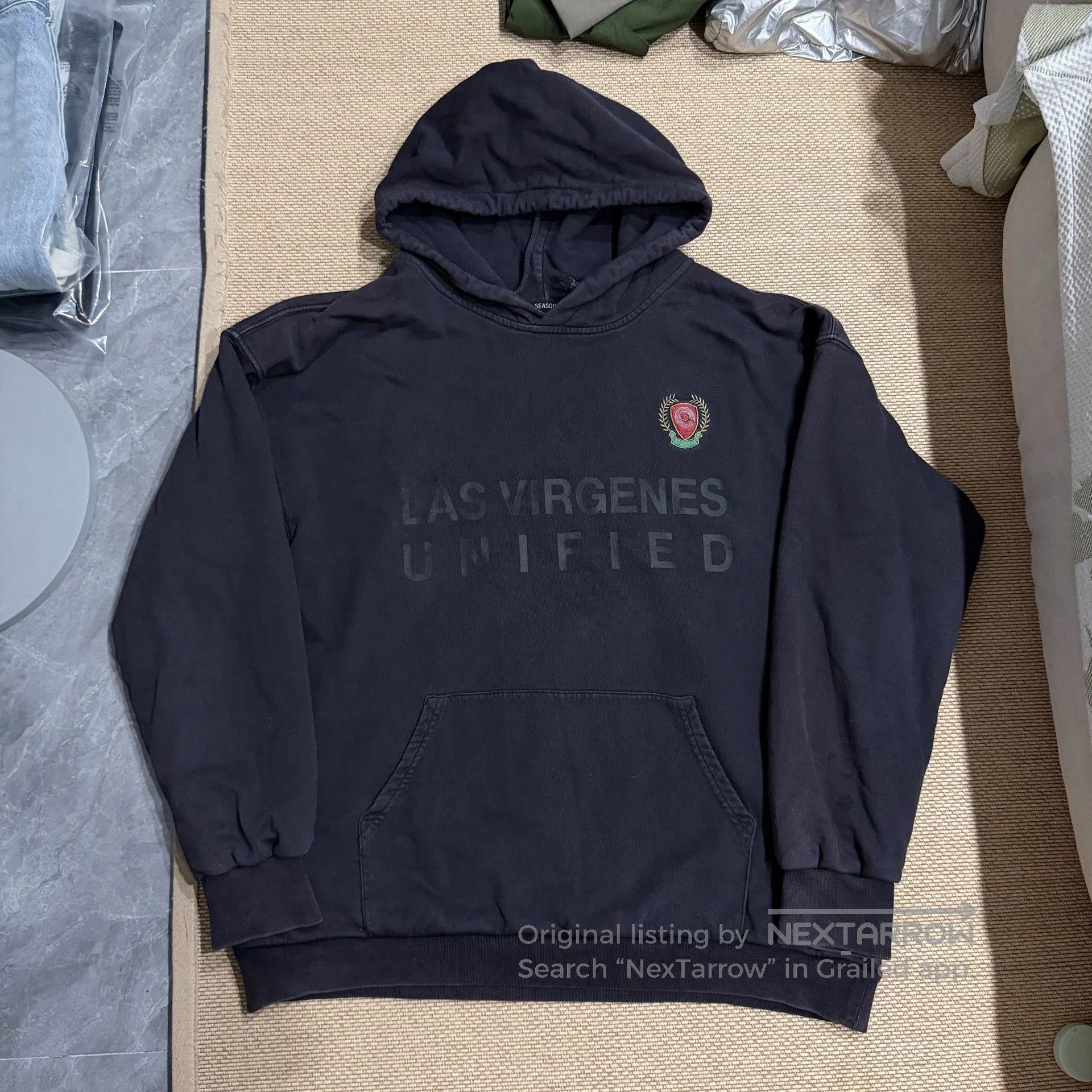 Yeezy YEEZY SEASON5 Medal Embroidered Hoodie. Size US M / EU 48-50 / 2 - 1 Thumbnail