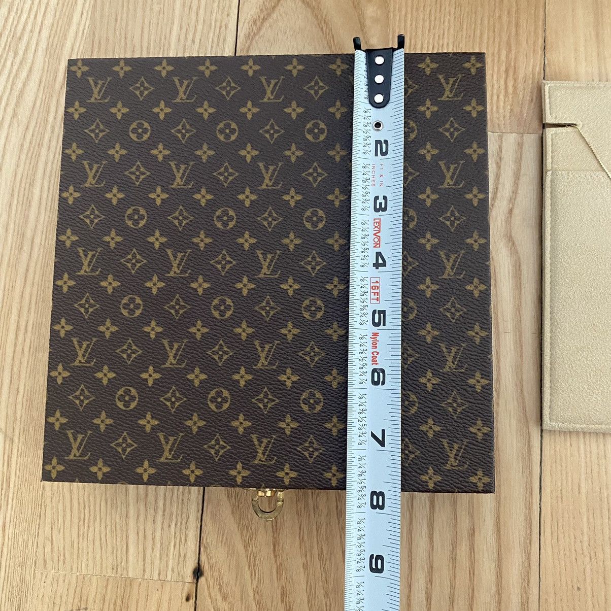 Louis Vuitton Louis Vuitton Jewelry Trunk Case Box Luggage Monogram Decor Size ONE SIZE - 17 Thumbnail