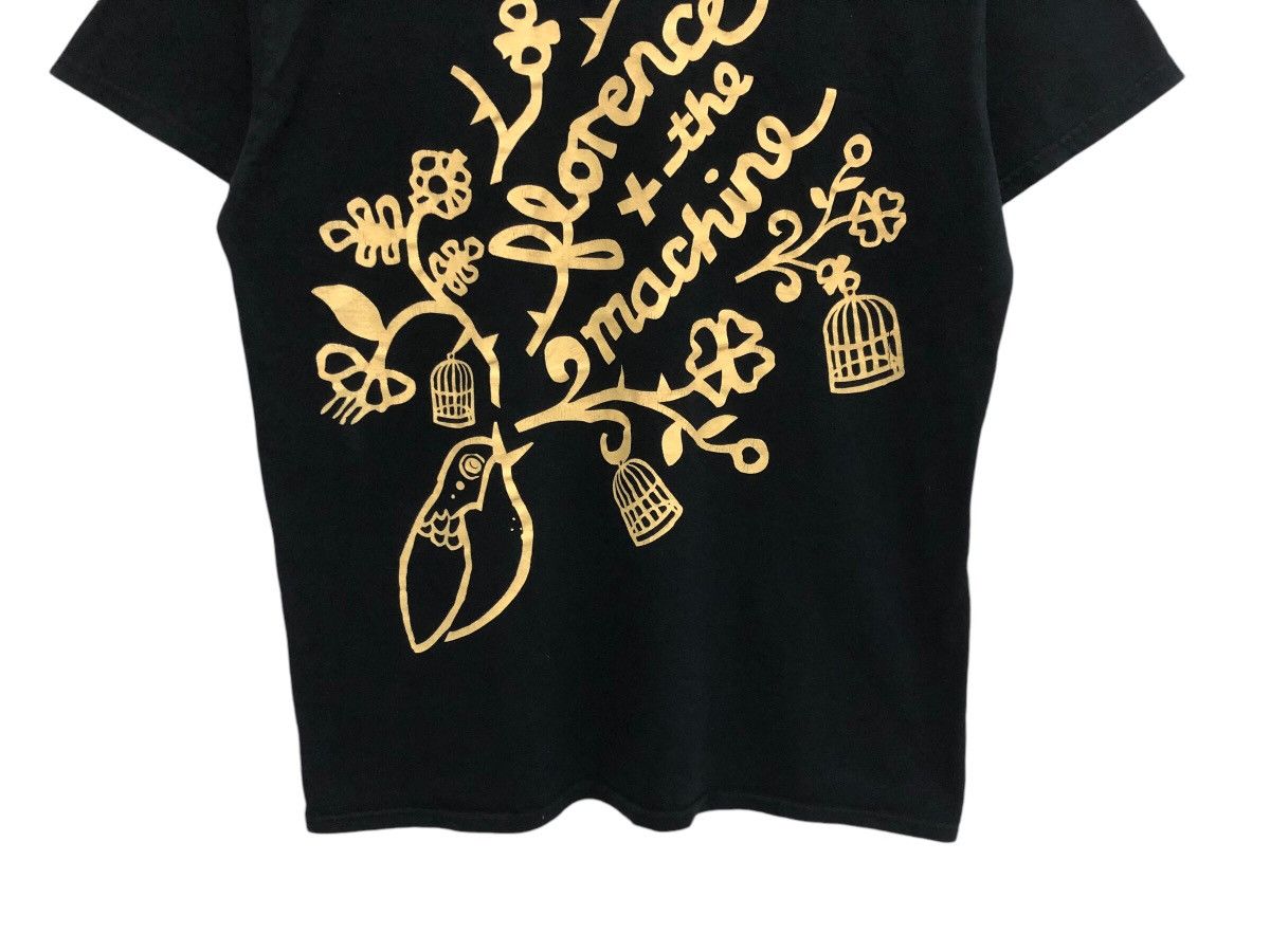 Band Tees × Gildan RARE 🔥 FLORENCE AND THE MACHINE ENGLISH INDIE ROCK BAND TEE Size US M / EU 48-50 / 2 - 4 Thumbnail