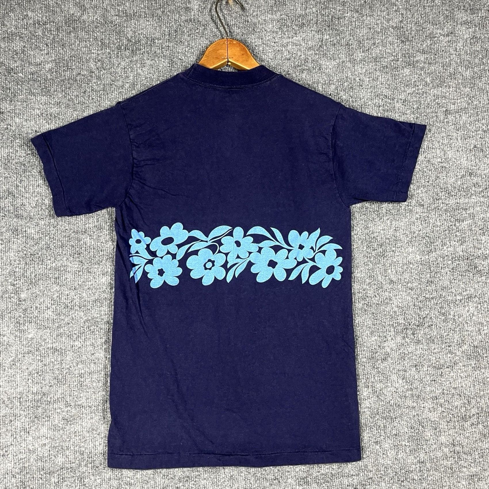 Vintage VINTAGE UCLA T Shirt Mens Small Bruins University California Los Angeles Small Blue 1970s Graphic Tee Mens Men’s shirts Bruins 70s Sportswear/Beach Size US S / EU 44-46 / 1 - 6 Thumbnail
