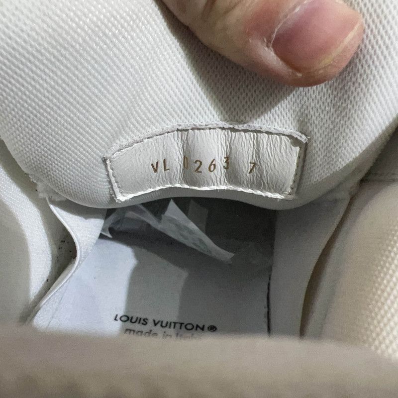 Louis Vuitton Louis Vuitton Trainer Maxi Fashion Sneakers for Men -2508 Size US 8 / EU 41 - 5 Thumbnail