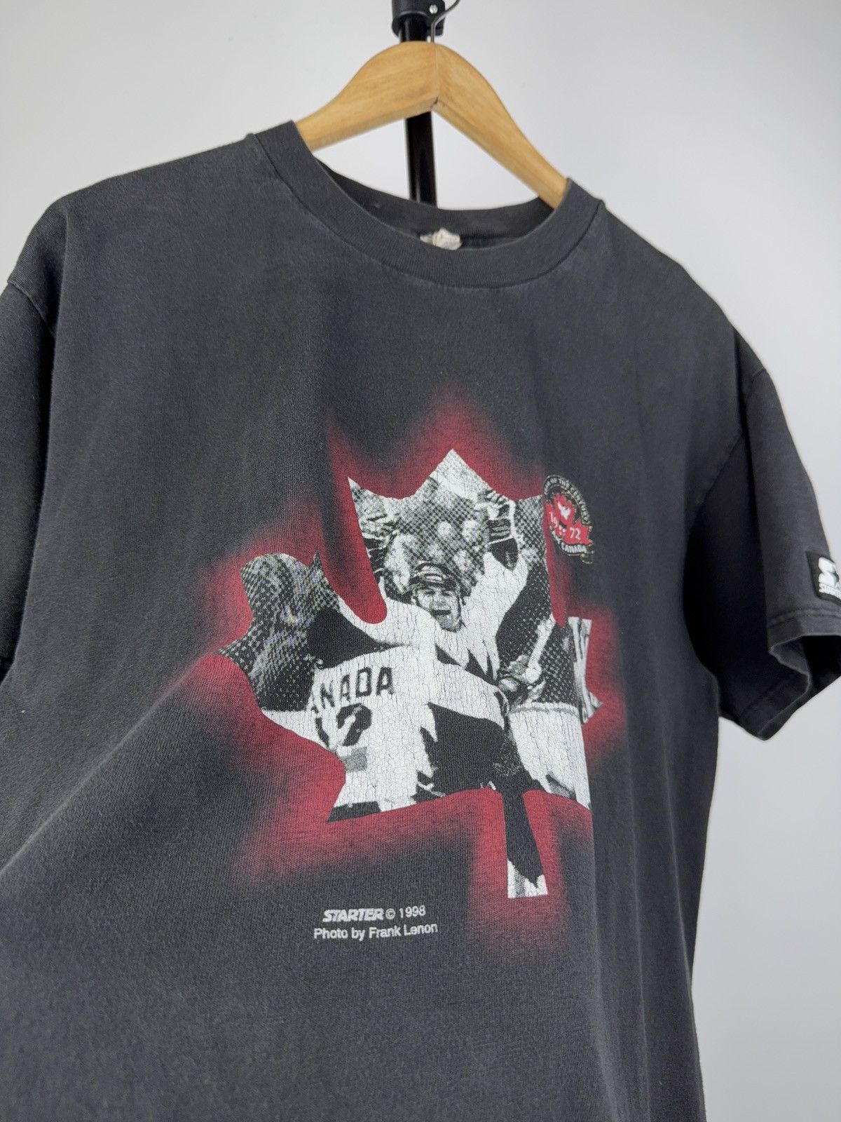 NHL × Starter × Vintage Vintage 1998 Starter CANADA rare photo print NHL T-Shirt Size US M / EU 48-50 / 2 - 2 Thumbnail