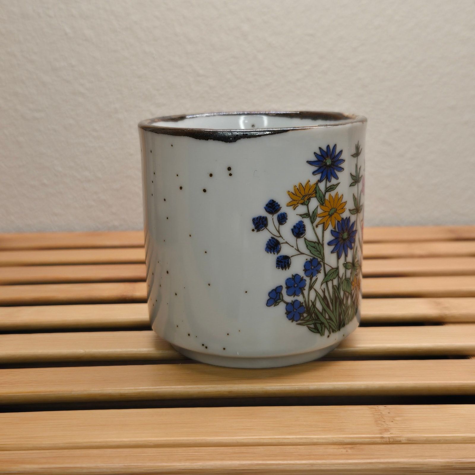 Vintage Vintage Japan Speckled Stoneware Wildflower Coffee Mug Size ONE SIZE - 2 Thumbnail
