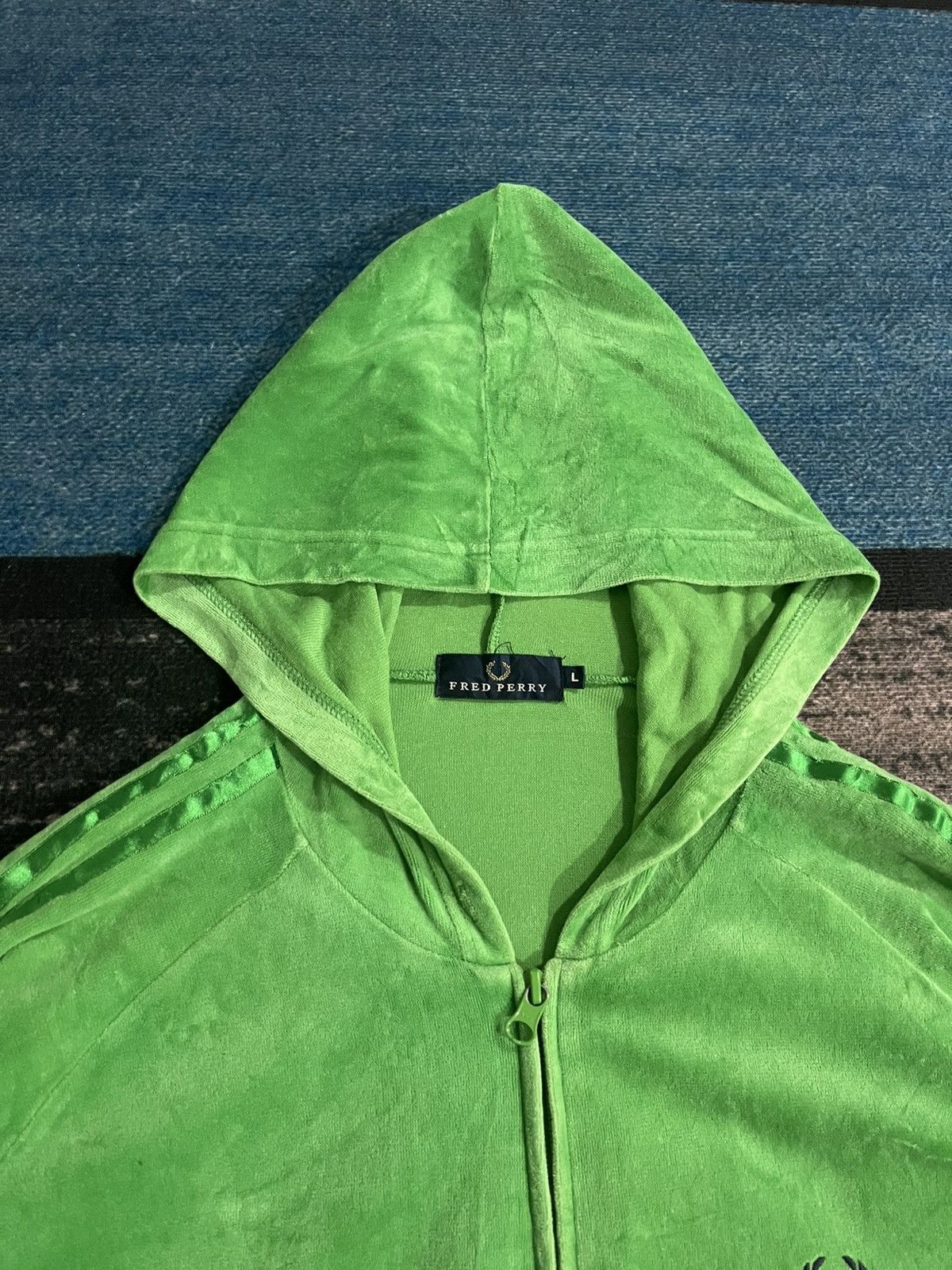 Fred Perry × Vintage Vintage Fred Perry Velvet Green Hoodie Jacket Size US L / EU 52-54 / 3 - 9 Thumbnail