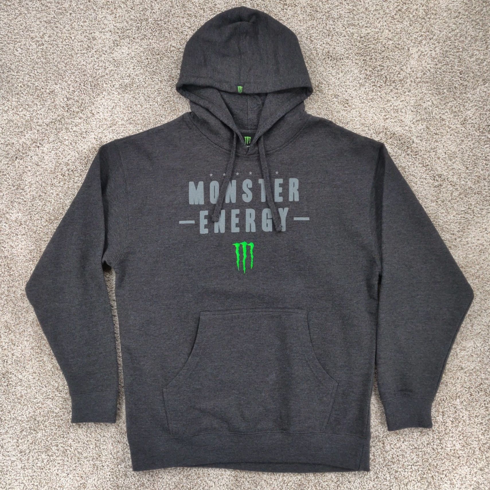 Vintage VINTAGE Monster Energy Hoodie Mens L Gray Pullover Sweatshirt Y2K Logo Hooded Graphic Print Pockets Regular Size US L / EU 52-54 / 3 - 2 Thumbnail