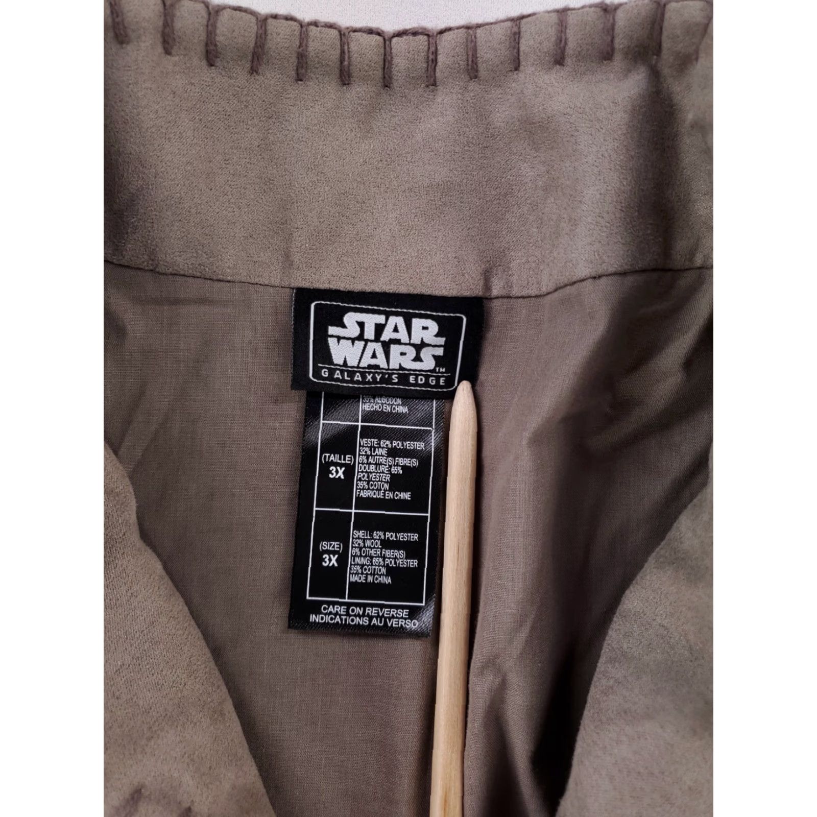 Star Wars VINTAGE Star Wars Galaxy's Edge Vest Screen Accurate Disney Parks Womens 3XL Gray Vest Womens 3XL Star Wars Galaxy's Edge vest Size XXL / US 16-18 / IT 52-54 - 2 Thumbnail