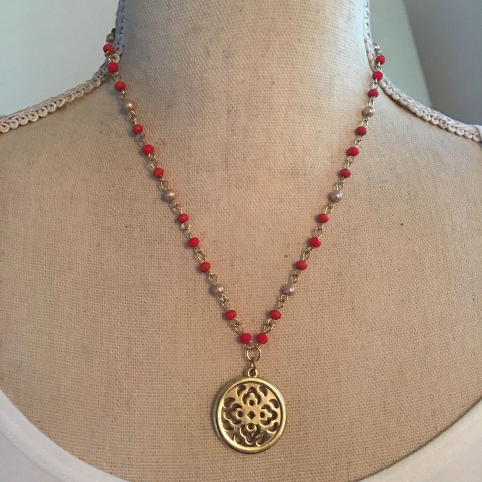 Chaps Chaps gold medallion beaded chain necklace Size ONE SIZE - 1 Thumbnail