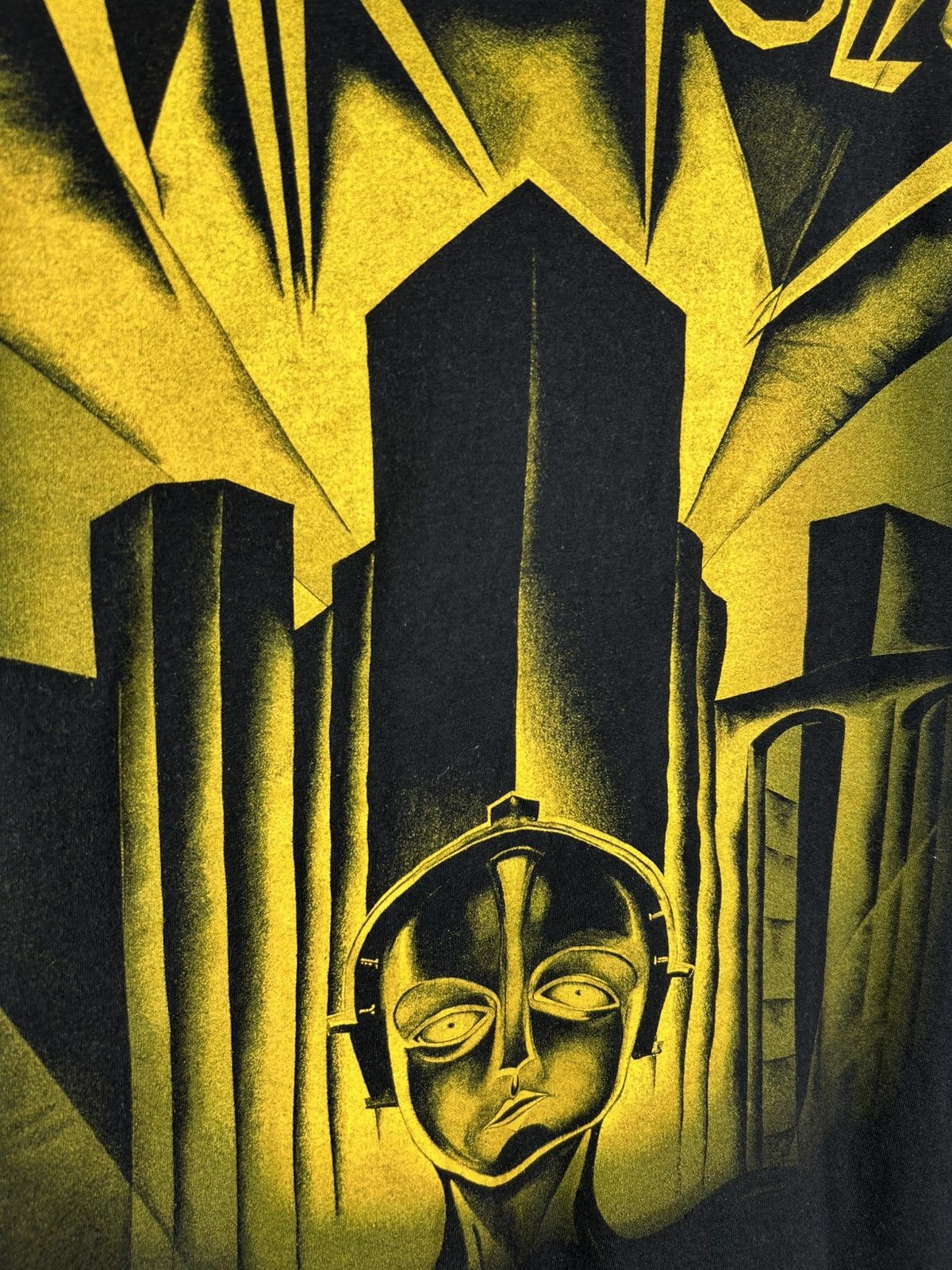 Vintage Vintage Metropolis 1927 Science Future Film T-Shirt 2008 M Size US M / EU 48-50 / 2 - 5 Thumbnail