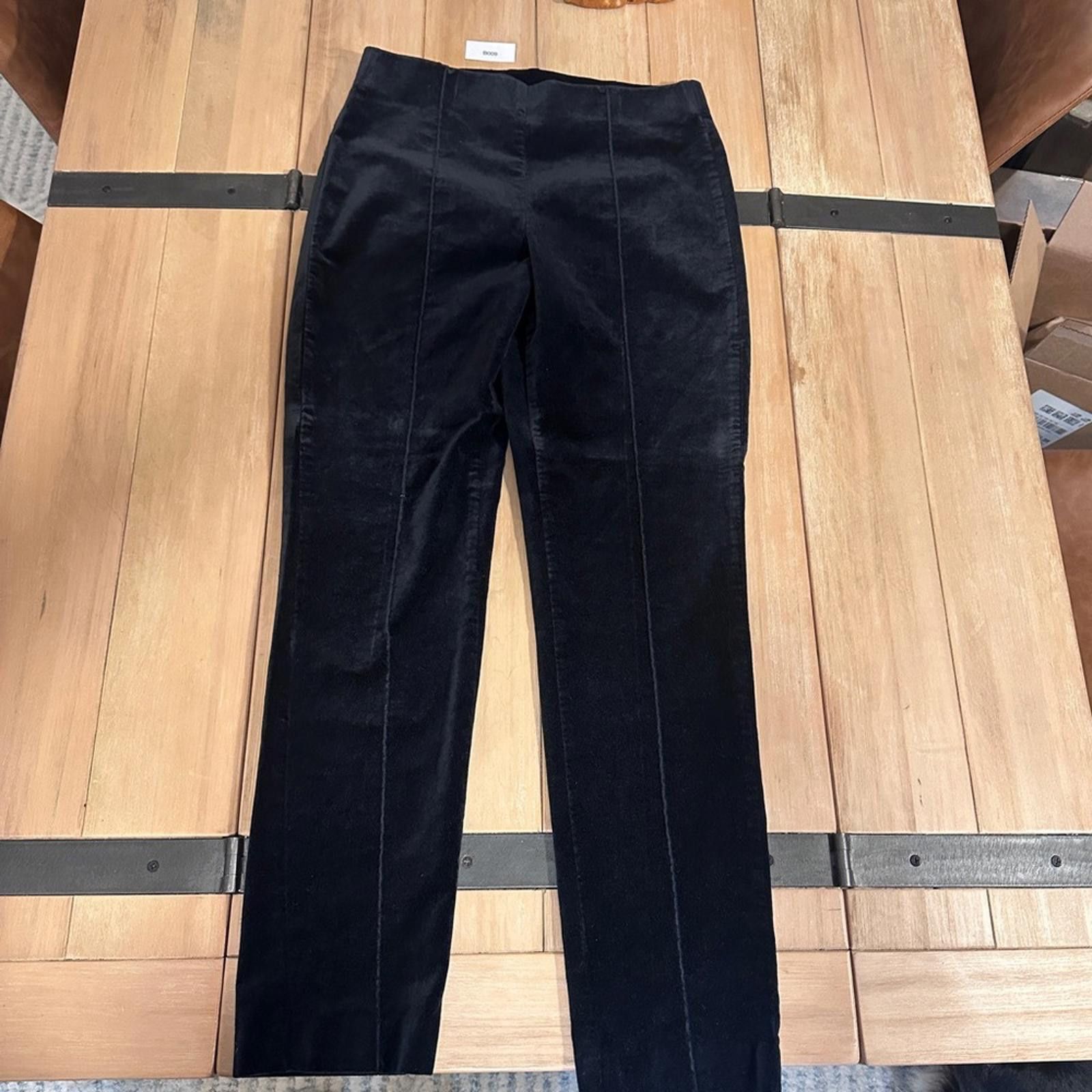 Other Ruby Road Pants 4P Velour velvet Black High-Waist 27" inseam Size 27" / US 4 / IT 40 - 1 Thumbnail