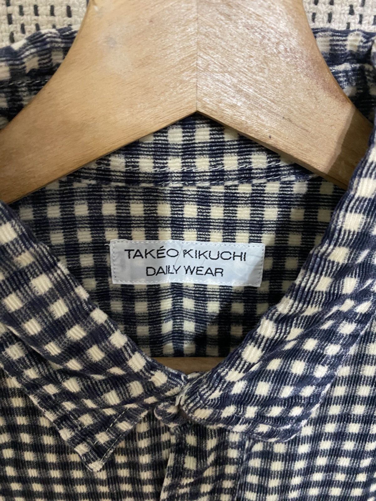 Takeo Kikuchi Takeo kikuchi wool two pocket shirt buttom up very rare Size US L / EU 52-54 / 3 - 5 Thumbnail