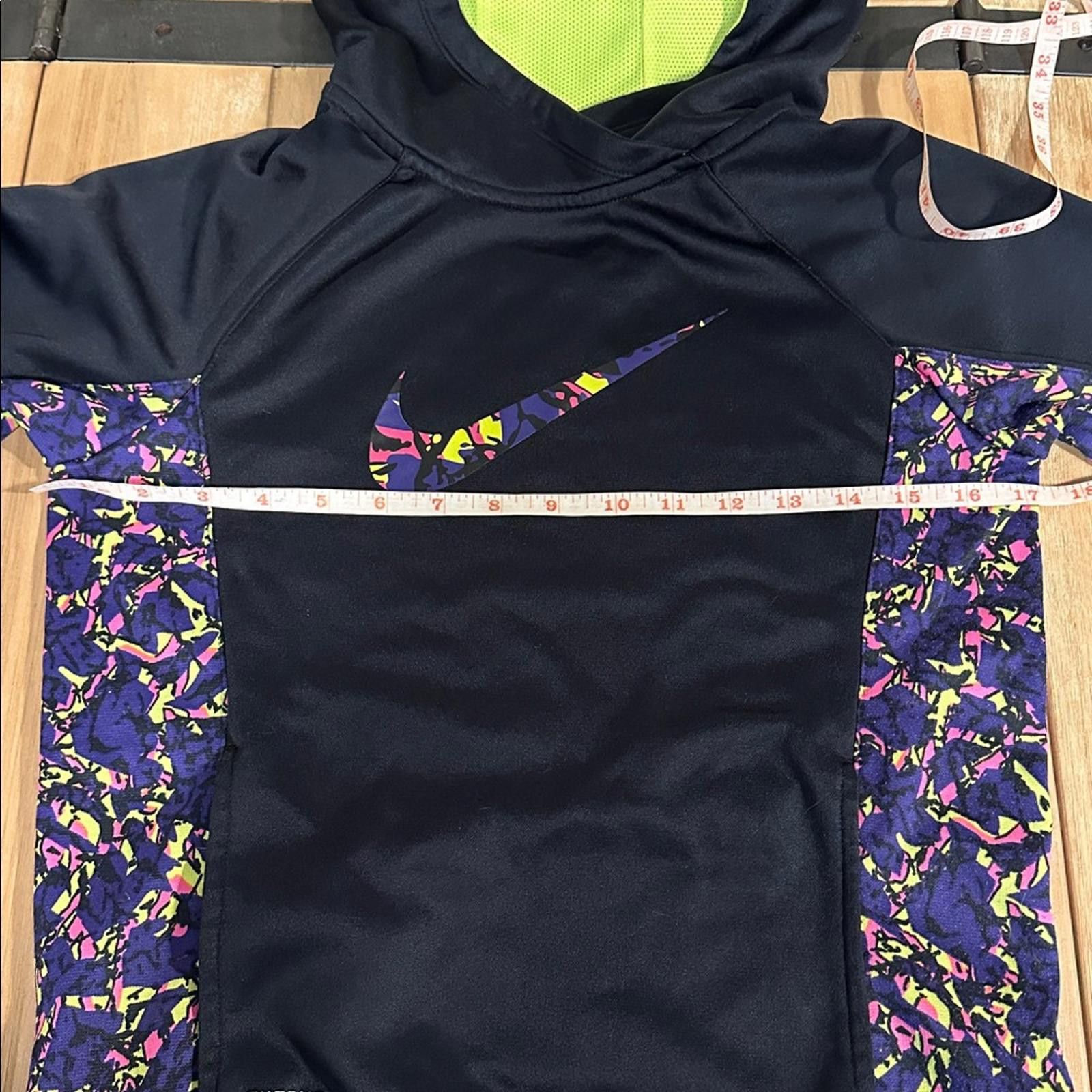 Nike Nike Kids Large Therma-Fit Hoodie Black Warm Pullover Size US L / EU 52-54 / 3 - 5 Thumbnail