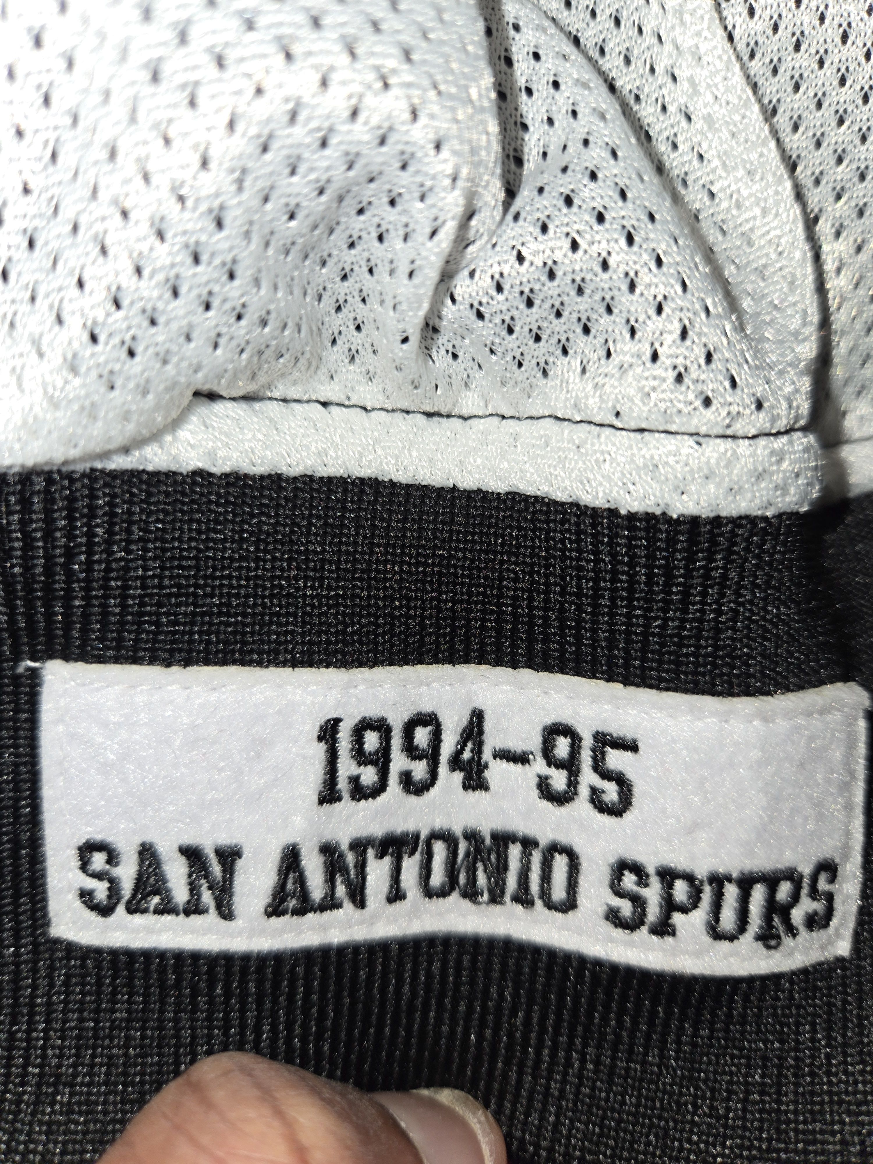 Mitchell & Ness Men's Black San Antonio Spurs Authentic Warmup Jacket Size US L / EU 52-54 / 3 - 5 Thumbnail