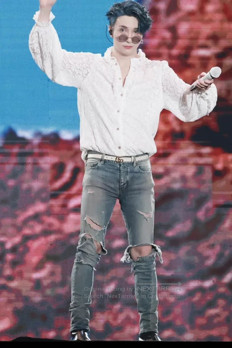 Saint Laurent Paris Saint Laurent Paris Heavily destroyed jeans Size 28" / US 6 / IT 42 - 7 Thumbnail