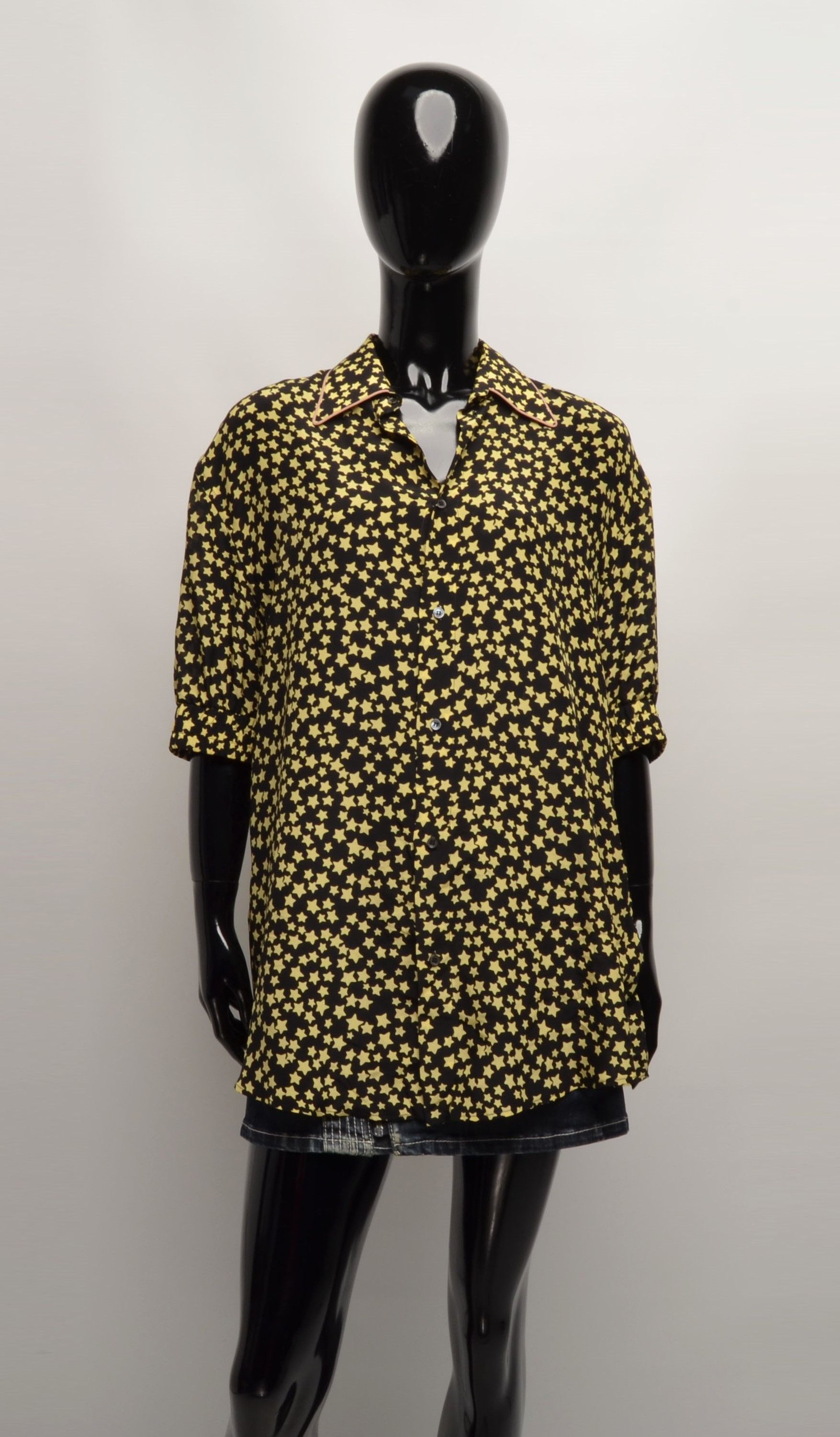 N21 N21 Silk Oversized Short Sleeve Stars Printed Shirt Blouse Size M / US 6-8 / IT 42-44 - 1 Thumbnail