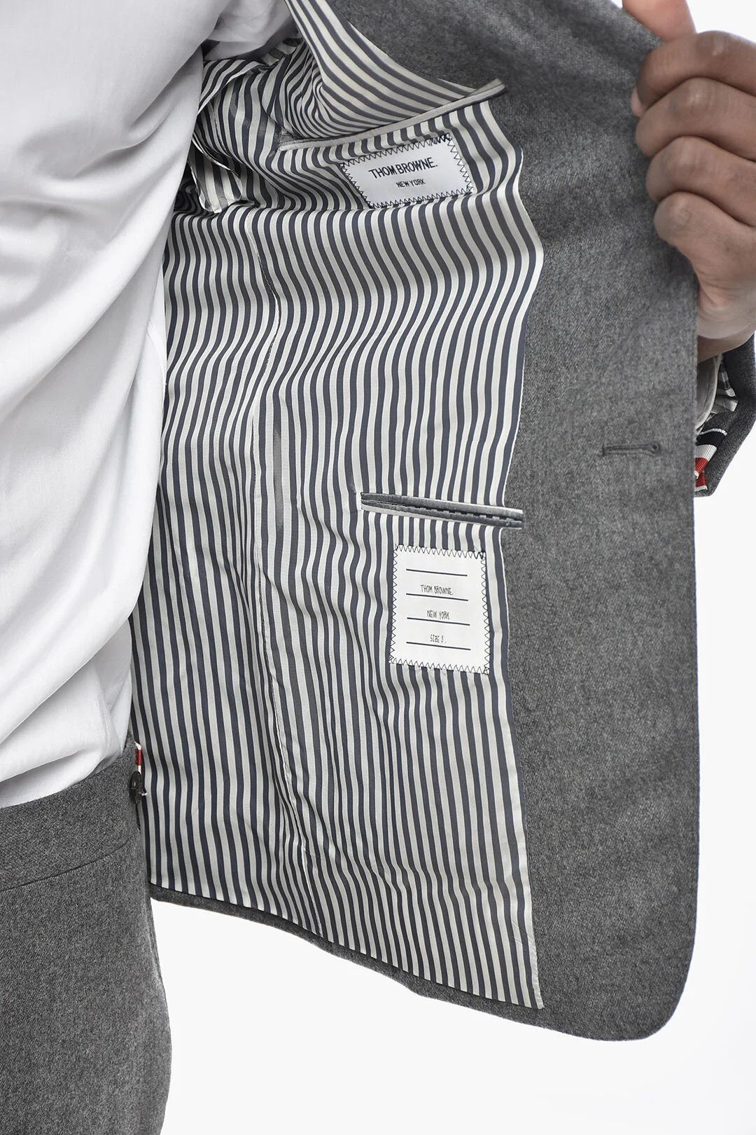 Thom Browne og1mm0426 3-Button Wool Suit in Grey Size US XL / EU 56 / 4 - 6 Thumbnail