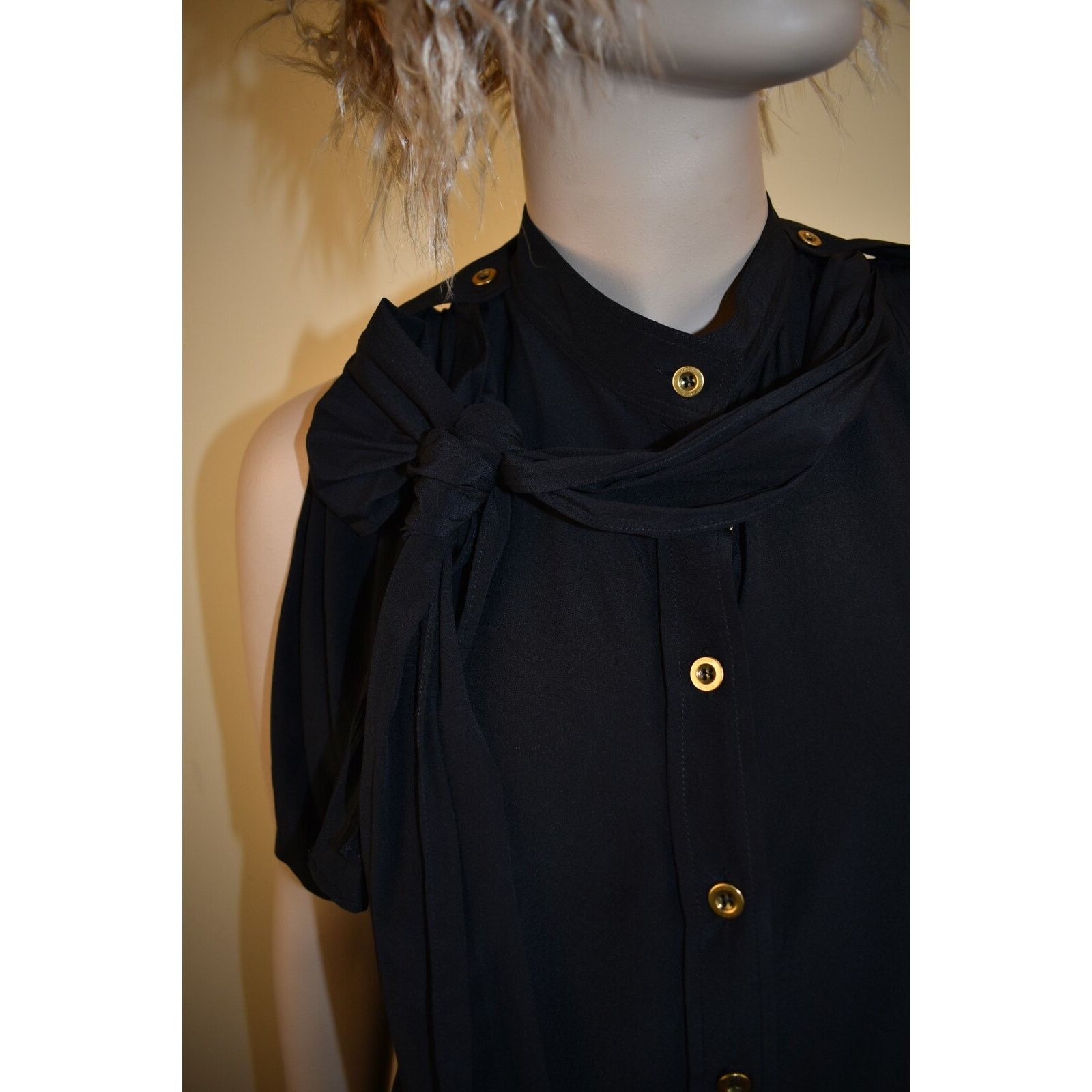 Gucci GUCCI 2217 SILK BLACK SHORT SLEEVES DRESS BLOUSE 42 IT US M Size M / US 6-8 / IT 42-44 - 2 Thumbnail