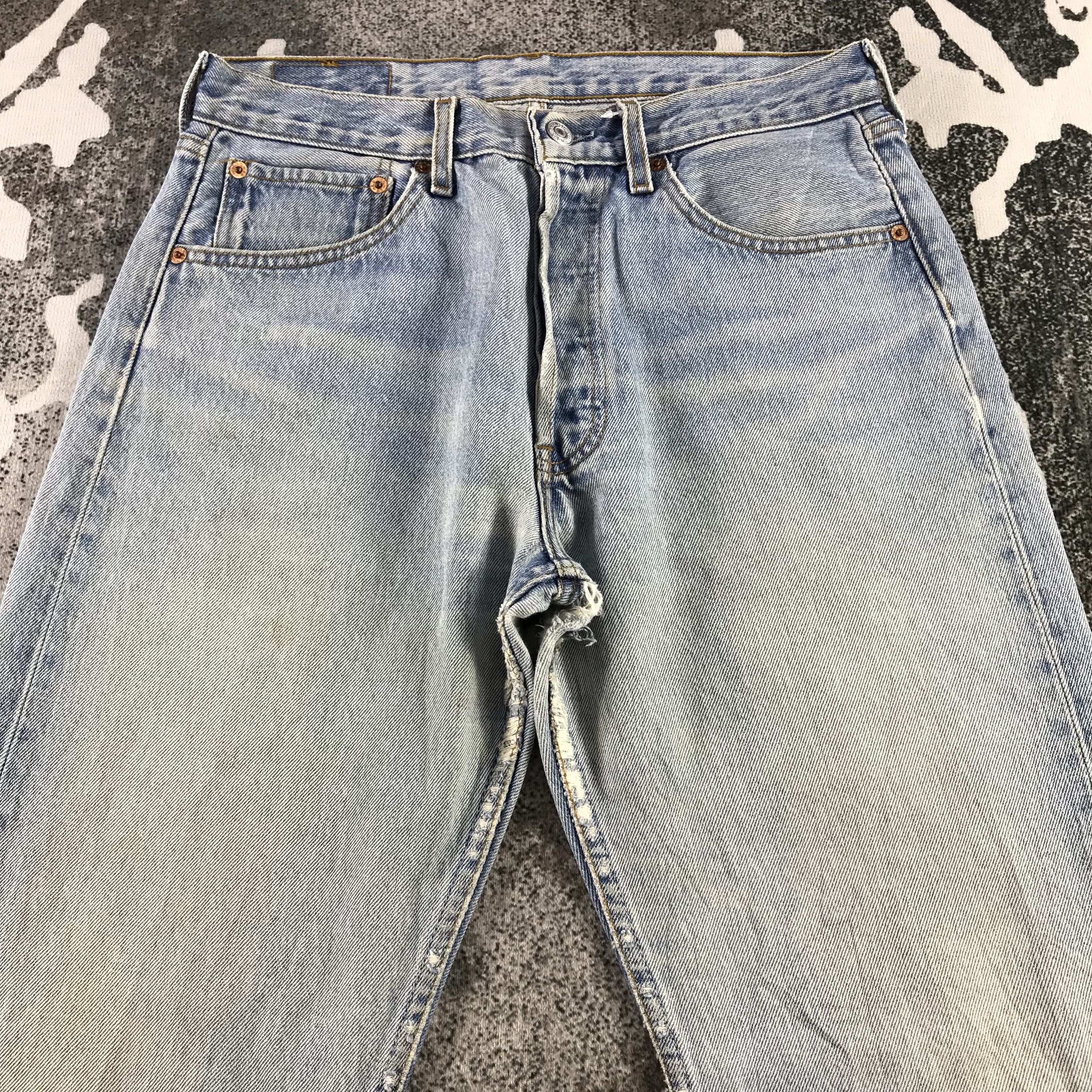 Levi's Vintage 90s Levis 501 Jeans Stone Wash Denim KJ3366 Size US 30 / EU 46 - 3 Thumbnail