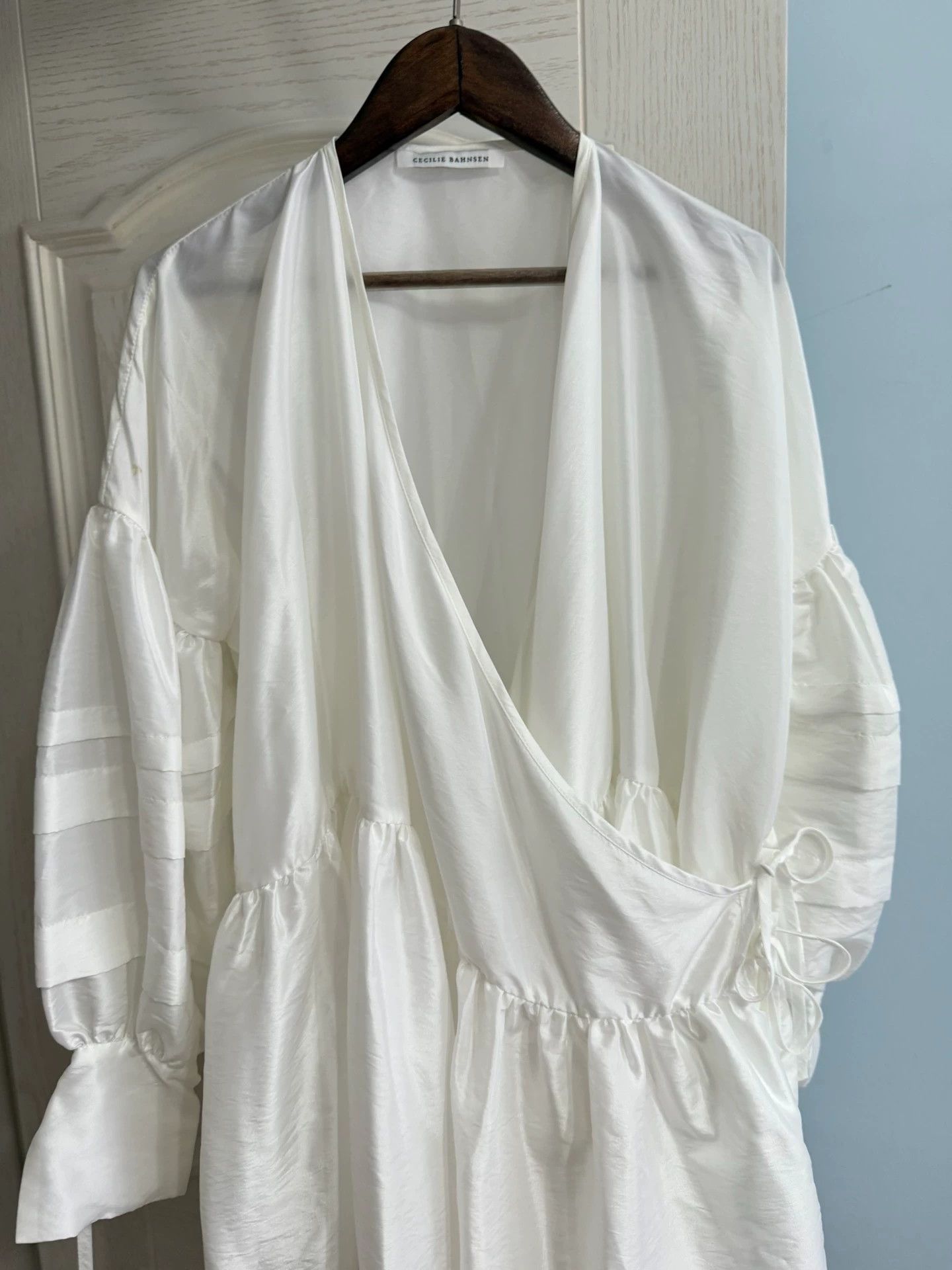Cecilie Bahnsen Cecilie Bahnsen lustrous oversized 95new authentic dress Size XS / US 0-2 / IT 36-38 - 2 Thumbnail