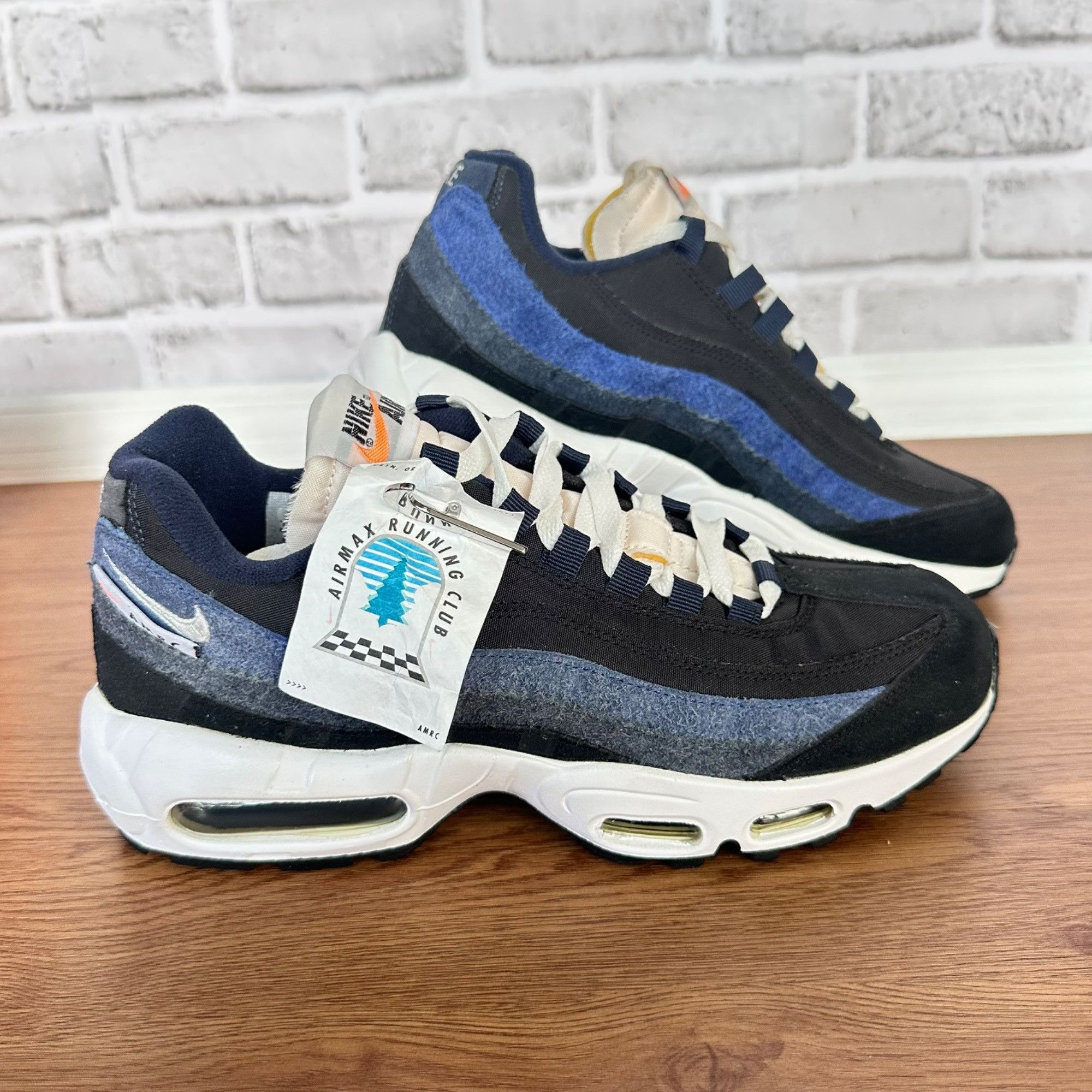 Nike Shoe Air Max 95 Rare Nike Footwear Air Max 95 Deluxe RARE