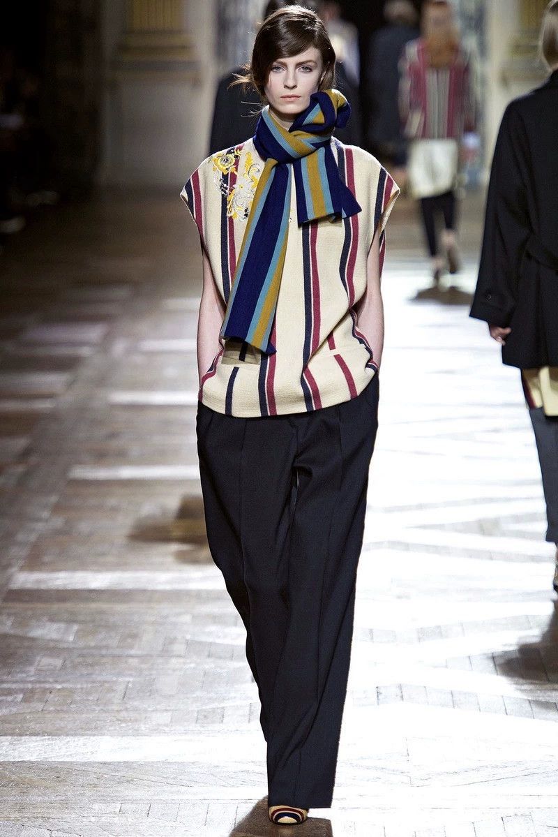 Dries Van Noten Dries Van Noten Women's 99 New Wool Sweater S Size S / US 4 / IT 40 - 8 Thumbnail
