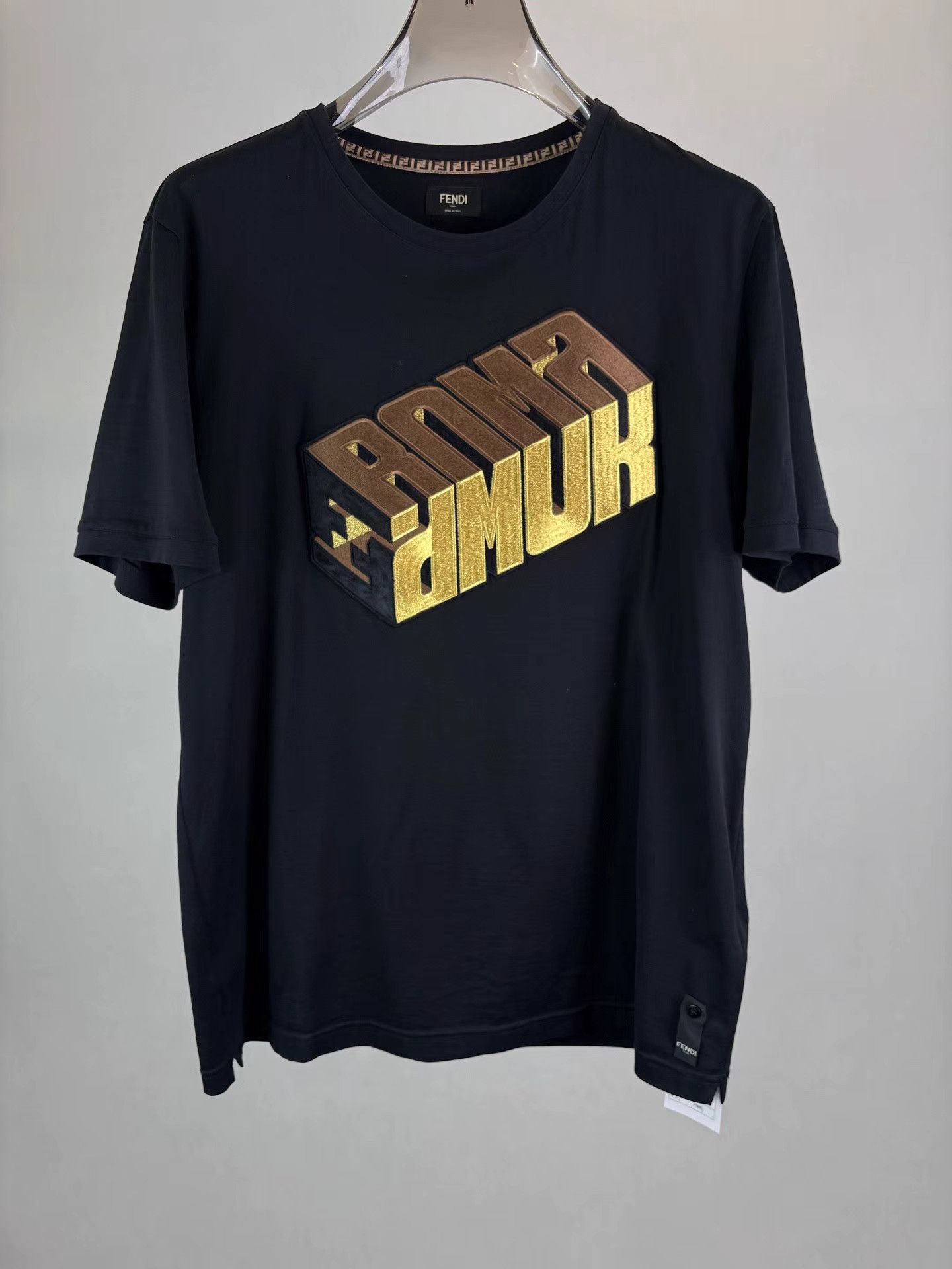Fendi FENDI 3D Embroidery Short Sleeve K1 Size US XXL / EU 58 / 5 - 1 Thumbnail