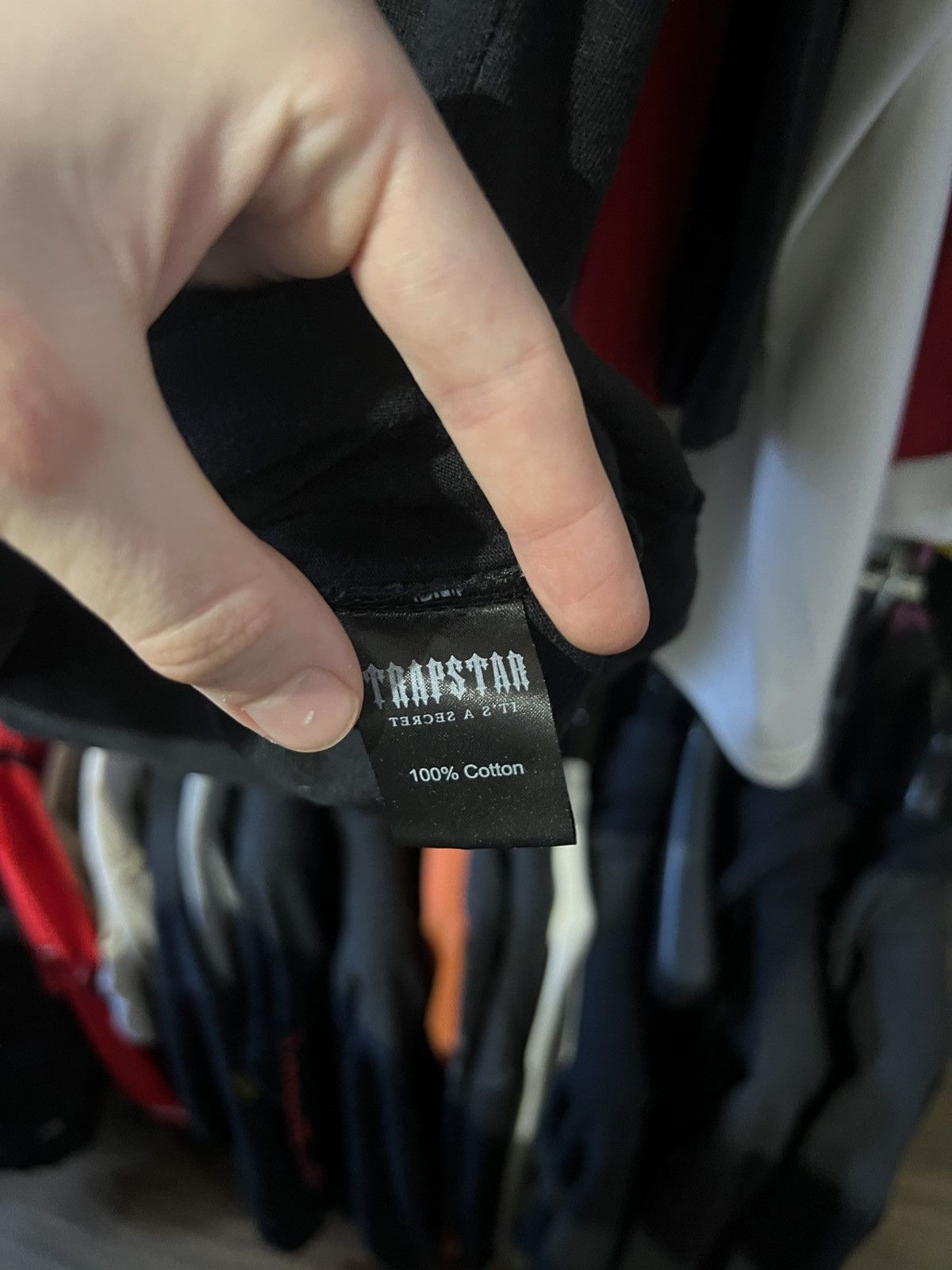 Japanese Brand × Trapstar London × Vintage TRAPSTAR LONDON IS ONE HELL OF A DRUG BLACK AOP T SHIRT Size US M / EU 48-50 / 2 - 6 Thumbnail