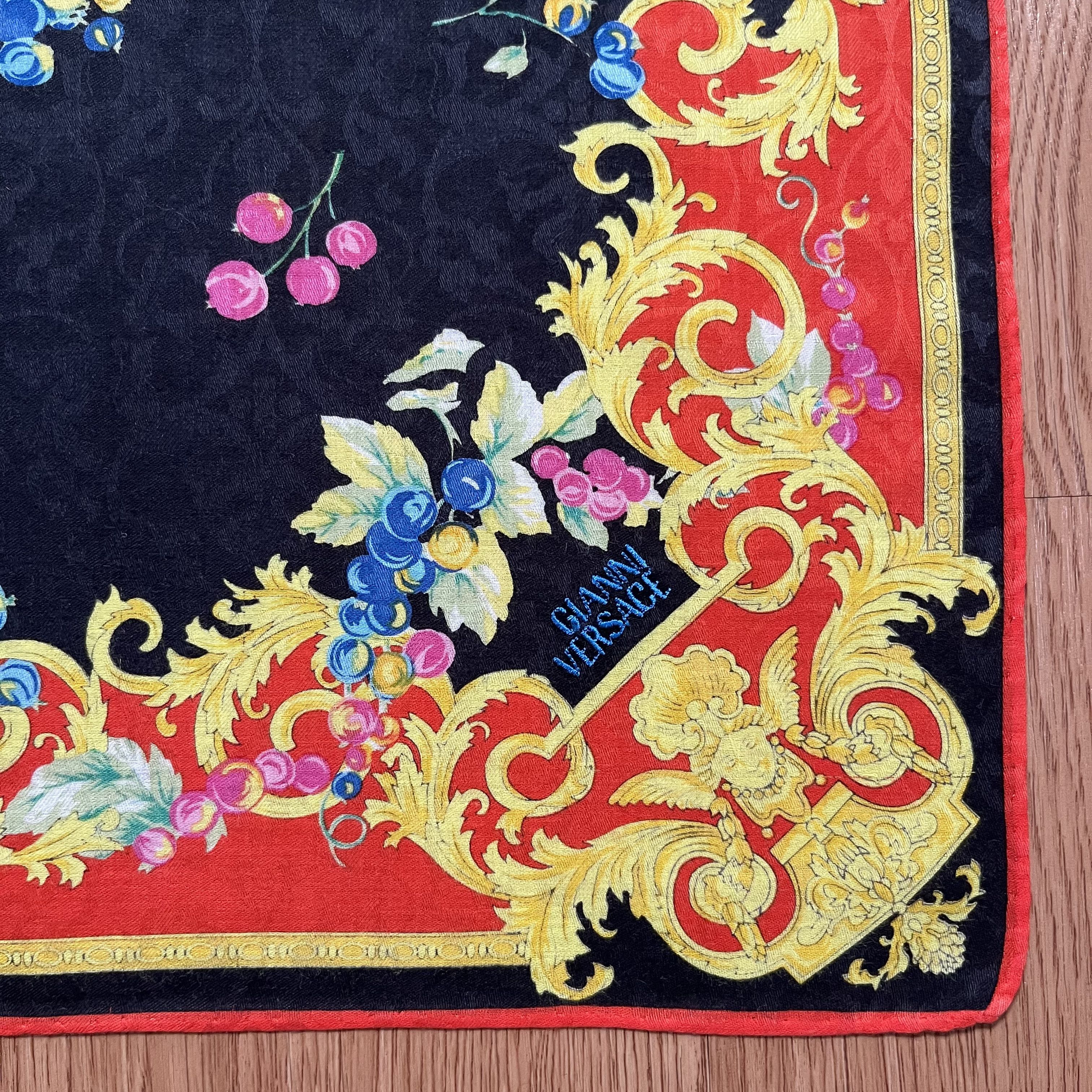 Versace Vintage Versace Handkerchief Size ONE SIZE - 2 Thumbnail