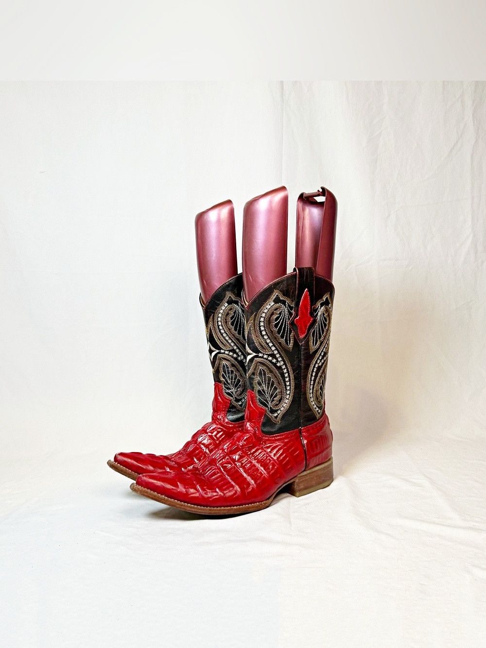 Other Sebastian's Boots Red Crocodile Leather Western Boots Size US 6 / IT 36 - 1 Thumbnail