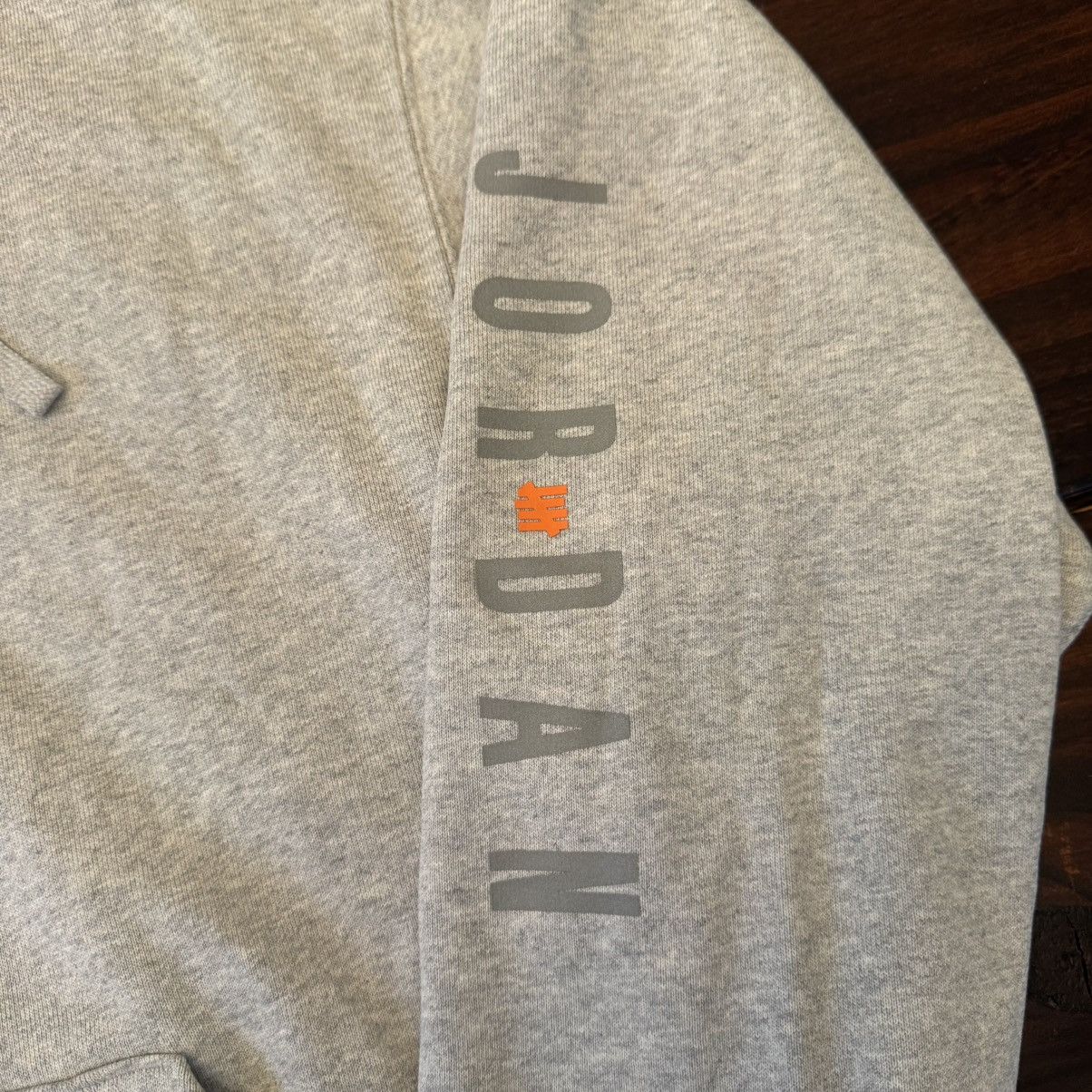 Jordan Brand × Undefeated Air Jordan x Undefeated Weights Hoodie Size US XL / EU 56 / 4 - 4 Thumbnail
