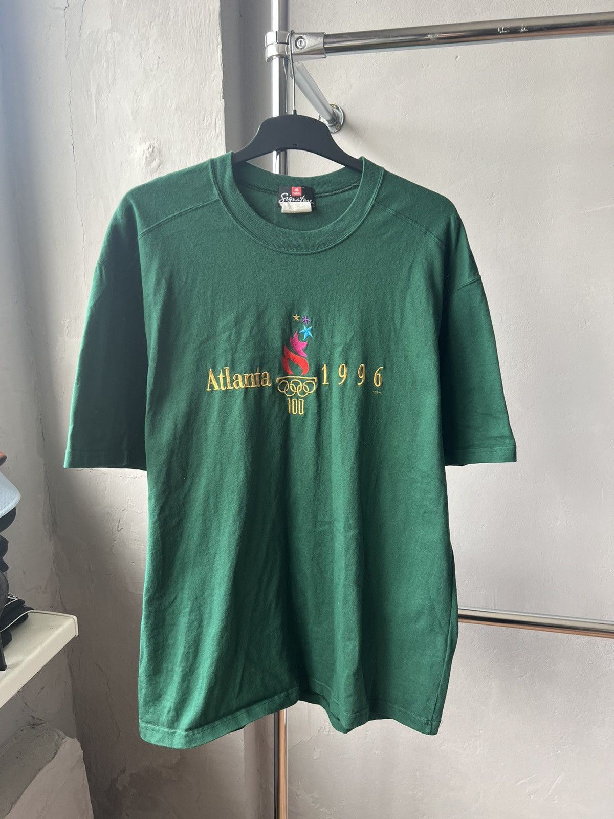 Vintage Icon 1996 Atlanta Olympic Games Hanes vintage t shirt mens Size US XL / EU 56 / 4 - 1 Thumbnail