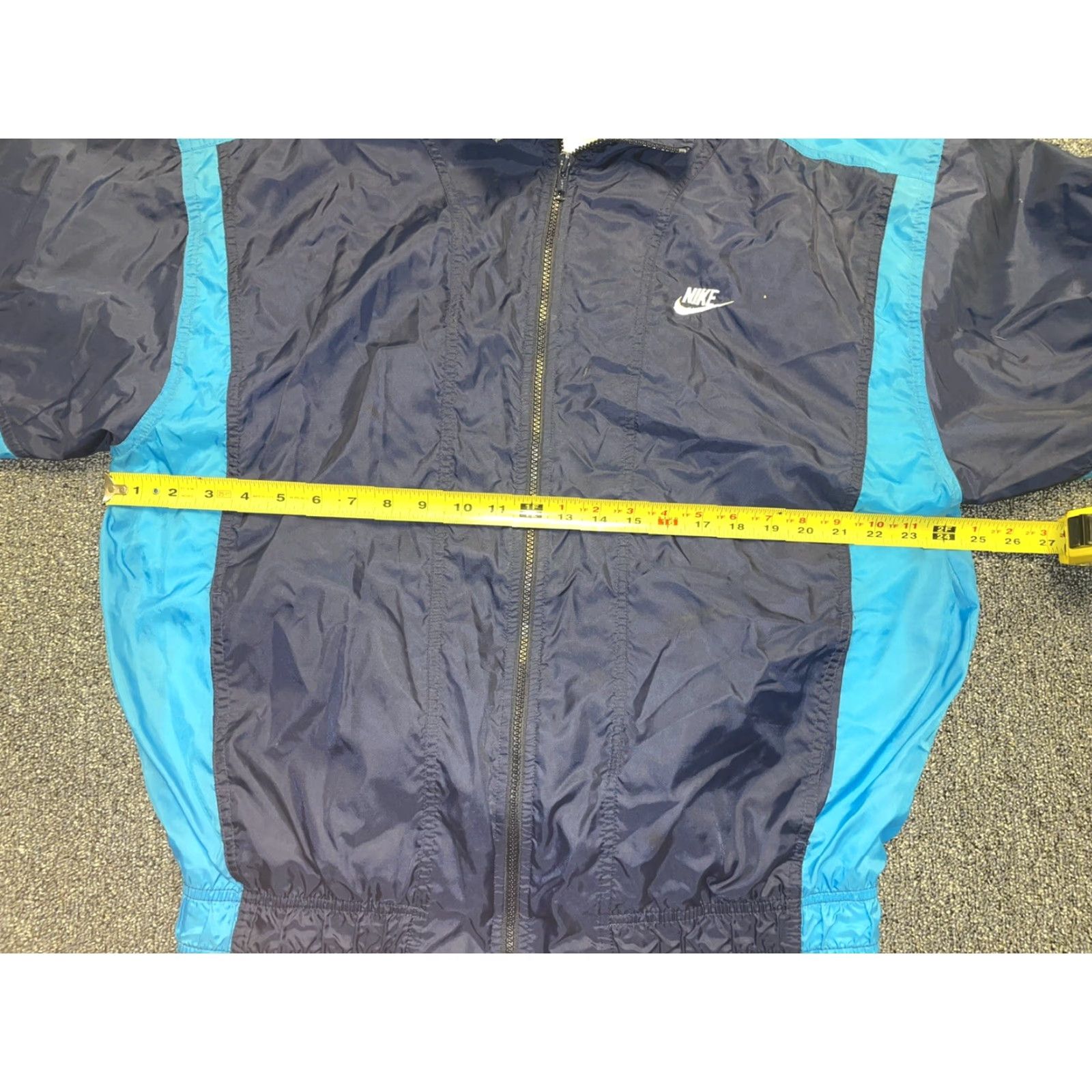 Nike VINTAGE Nike SPORTSWEAR Windbreaker Jacket Blue 90s Large Unisex Adults N/A Size US L / EU 52-54 / 3 - 2 Thumbnail