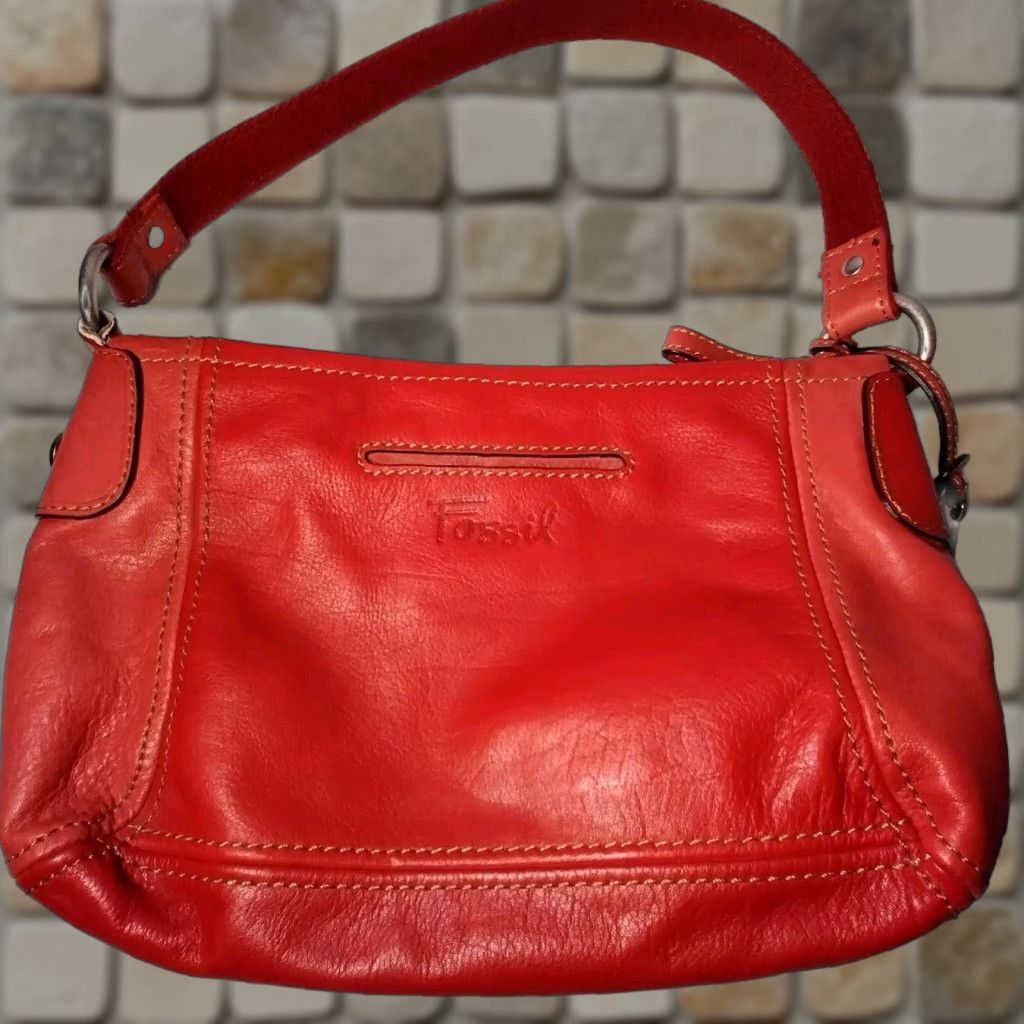 FOSSIL Women's Leather Shoulder Bag 2-Tone Red Hobo Purse Casual Travel Matte Silver Zipper