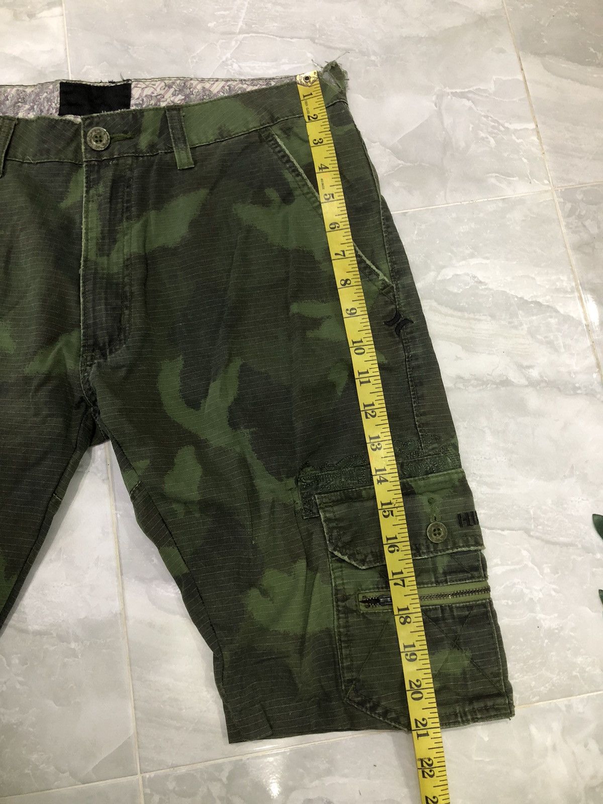 Hurley Hurley Camo Military Style Short Pants Size US 32 / EU 48 - 13 Thumbnail