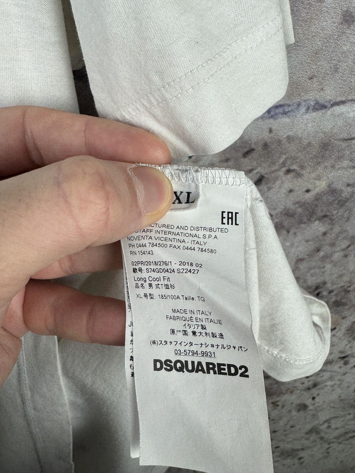 Dsquared2 Dsquared2 “DSQ2” Graphic Logo T-Shirt – White Size XL Size US XL / EU 56 / 4 - 10 Thumbnail