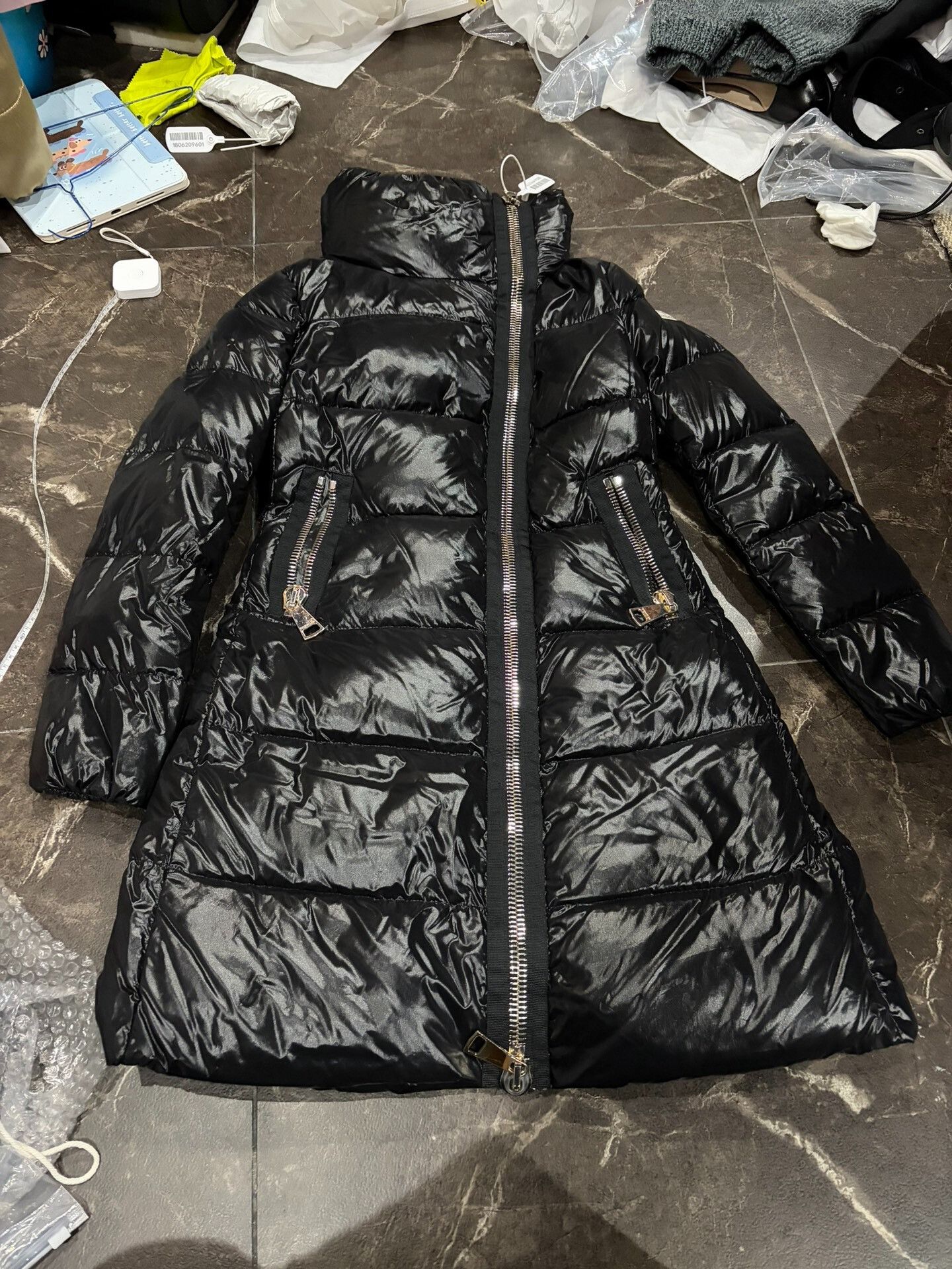 Moncler Moncler Down Jacket Size 1 Size S / US 4 / IT 40 - 1 Thumbnail