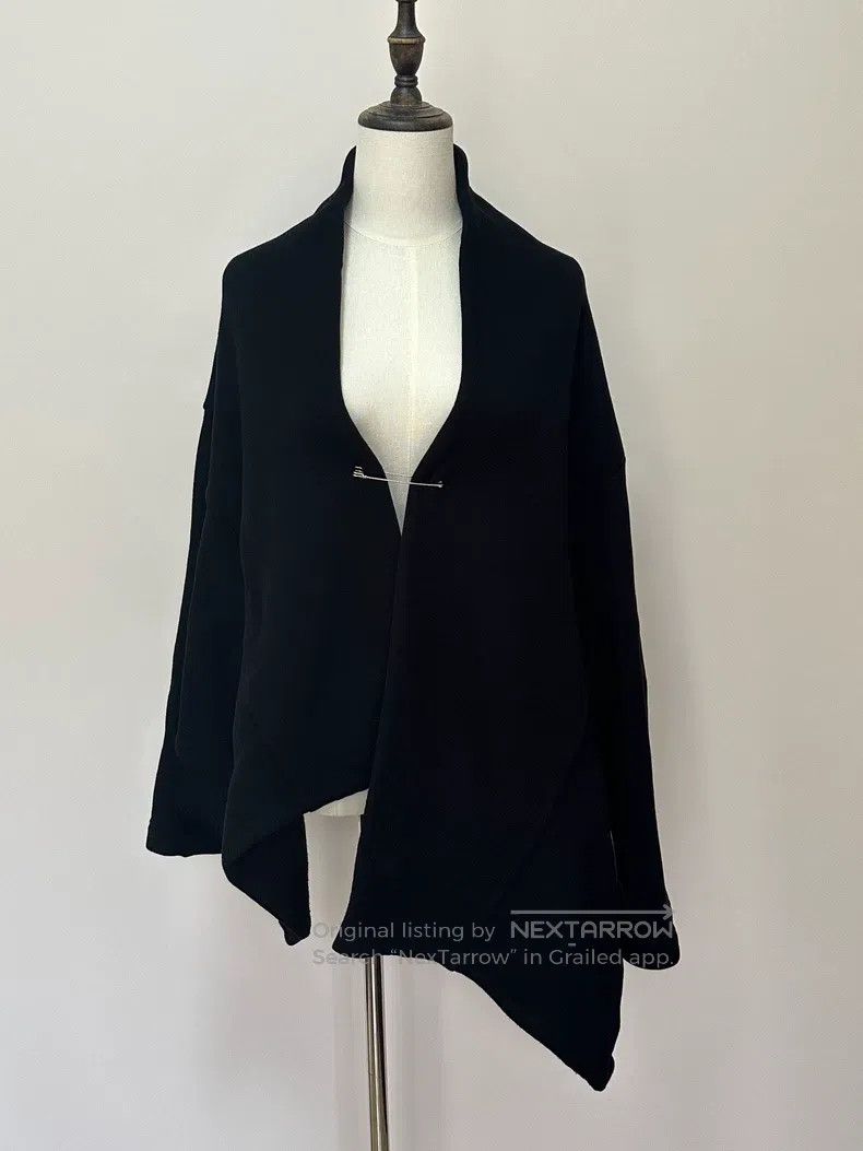 Yohji Yamamoto Yohji Yamamoto Black pin irregular long sleeve Shawl and C Size XS / US 0-2 / IT 36-38 - 2 Thumbnail
