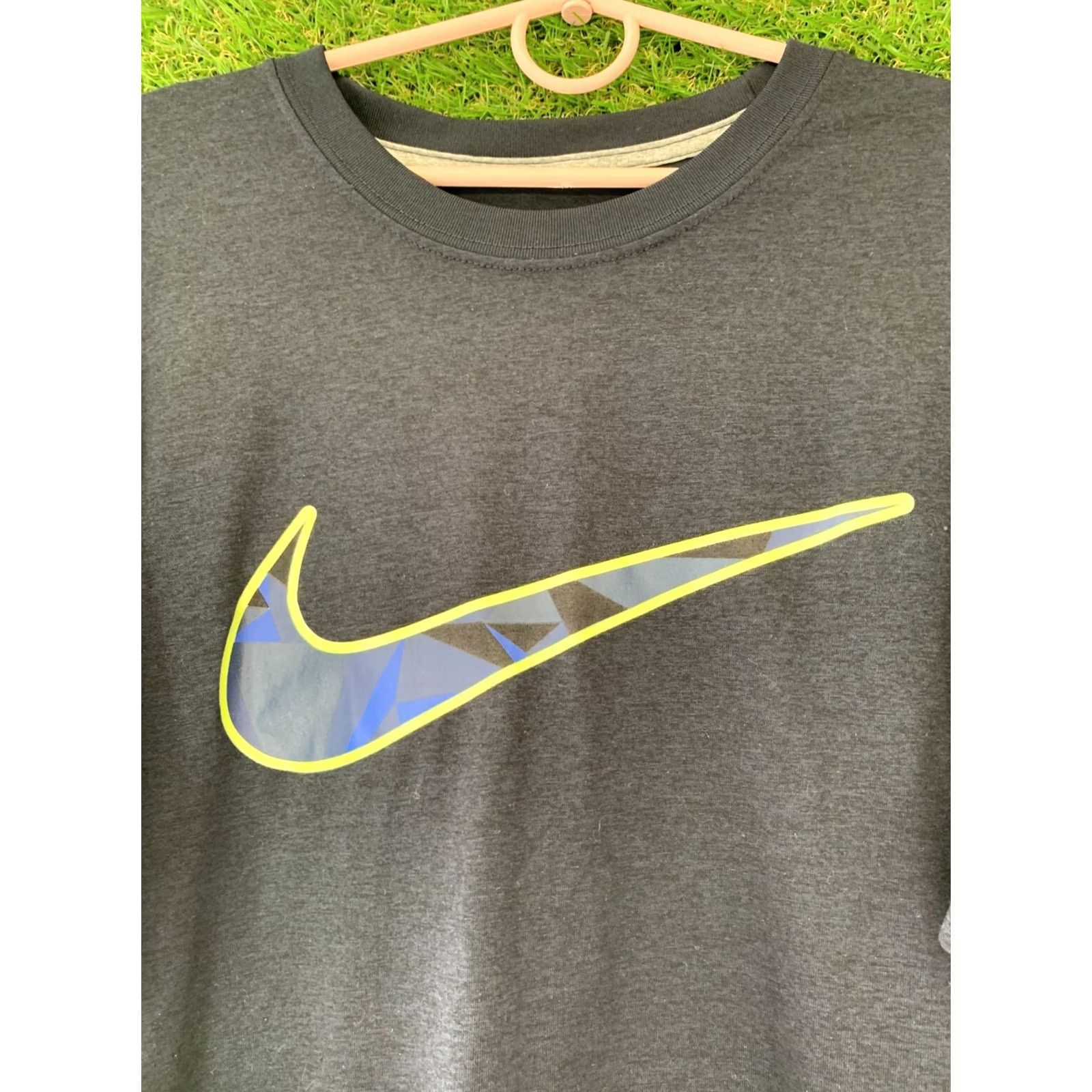 Nike Nike Dri-Fit T-Shirt Mens Shirt Jersey 2012 M Black Gray Nike Dri-FIT Mens Shirt Jersey 2012 M Black Gray Size US M / EU 48-50 / 2 - 3 Thumbnail
