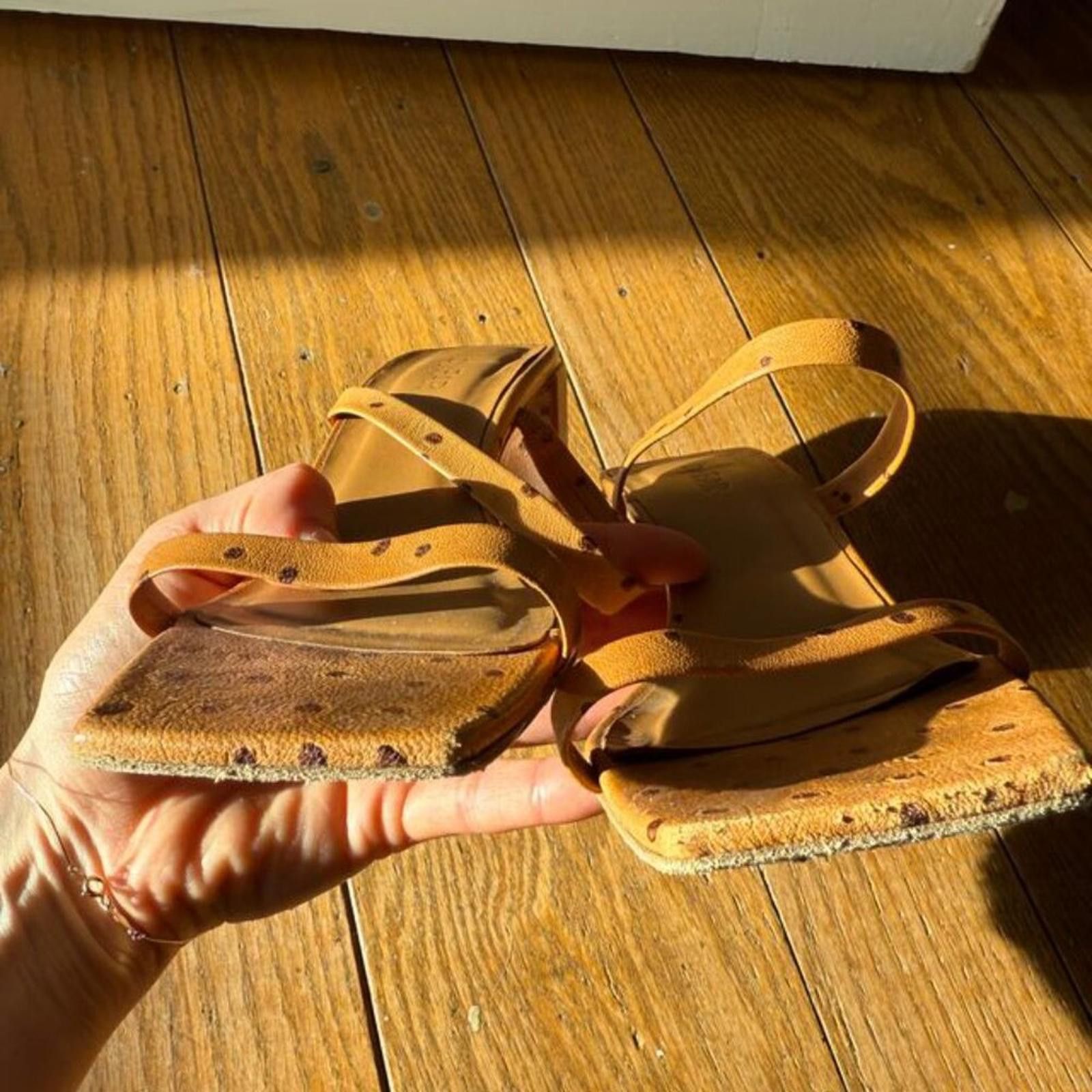 By Far By far TANYA NUDE OSTRICH EMBOSSED LEATHER Size US 9 / IT 39 - 2 Thumbnail