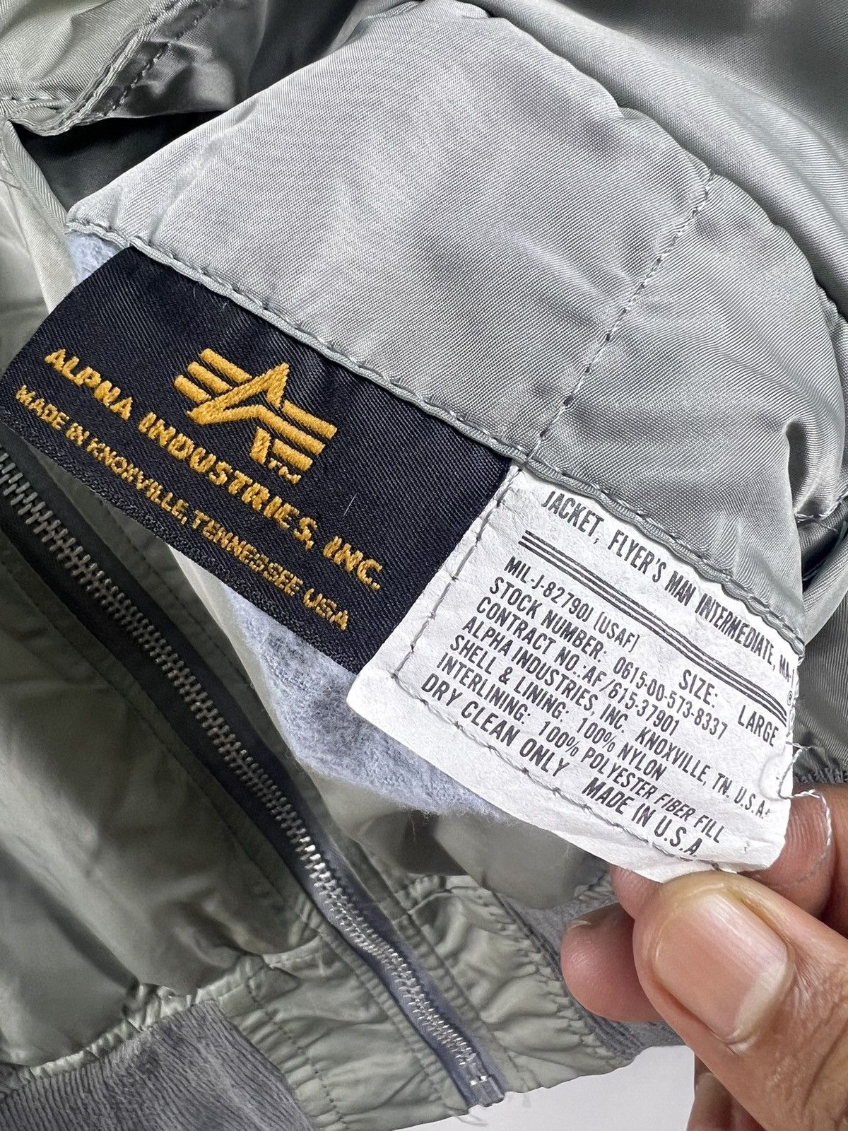 Alpha Industries RIOT🔥 VTG ALPHA INDUSTRIES INTERMEDIATE MA-1 BOMBER JACKET Size US L / EU 52-54 / 3 - 7 Thumbnail