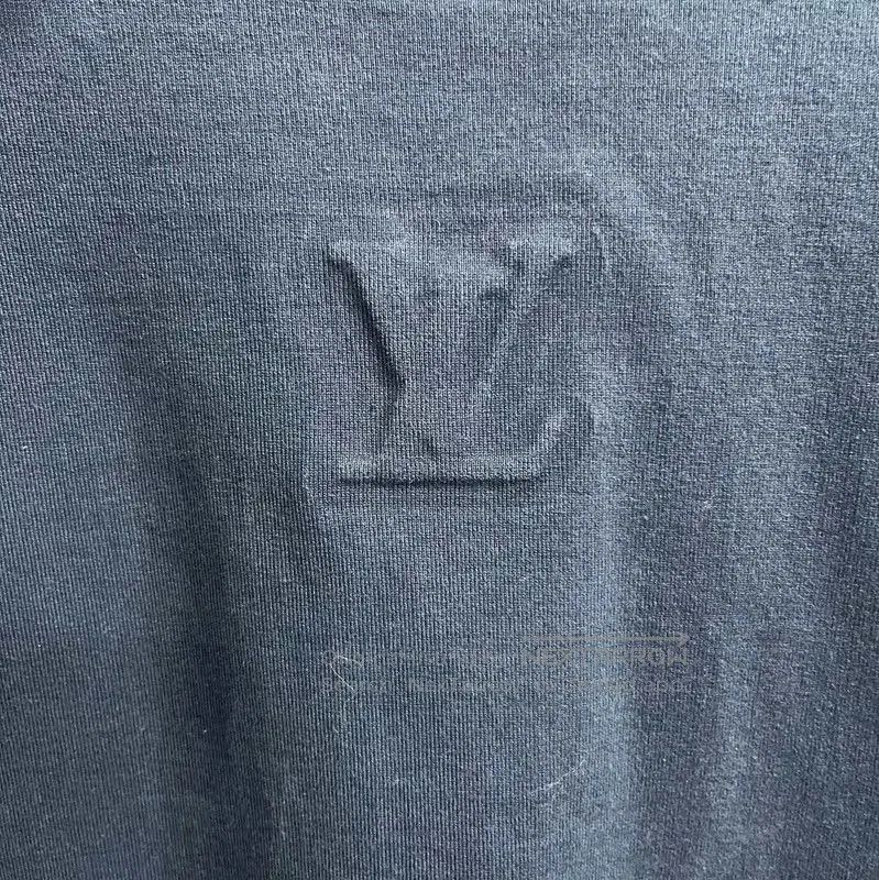 Louis Vuitton Louis Vuitton Blue Cotton Men's T-Shirt . Size US L / EU 52-54 / 3 - 5 Thumbnail